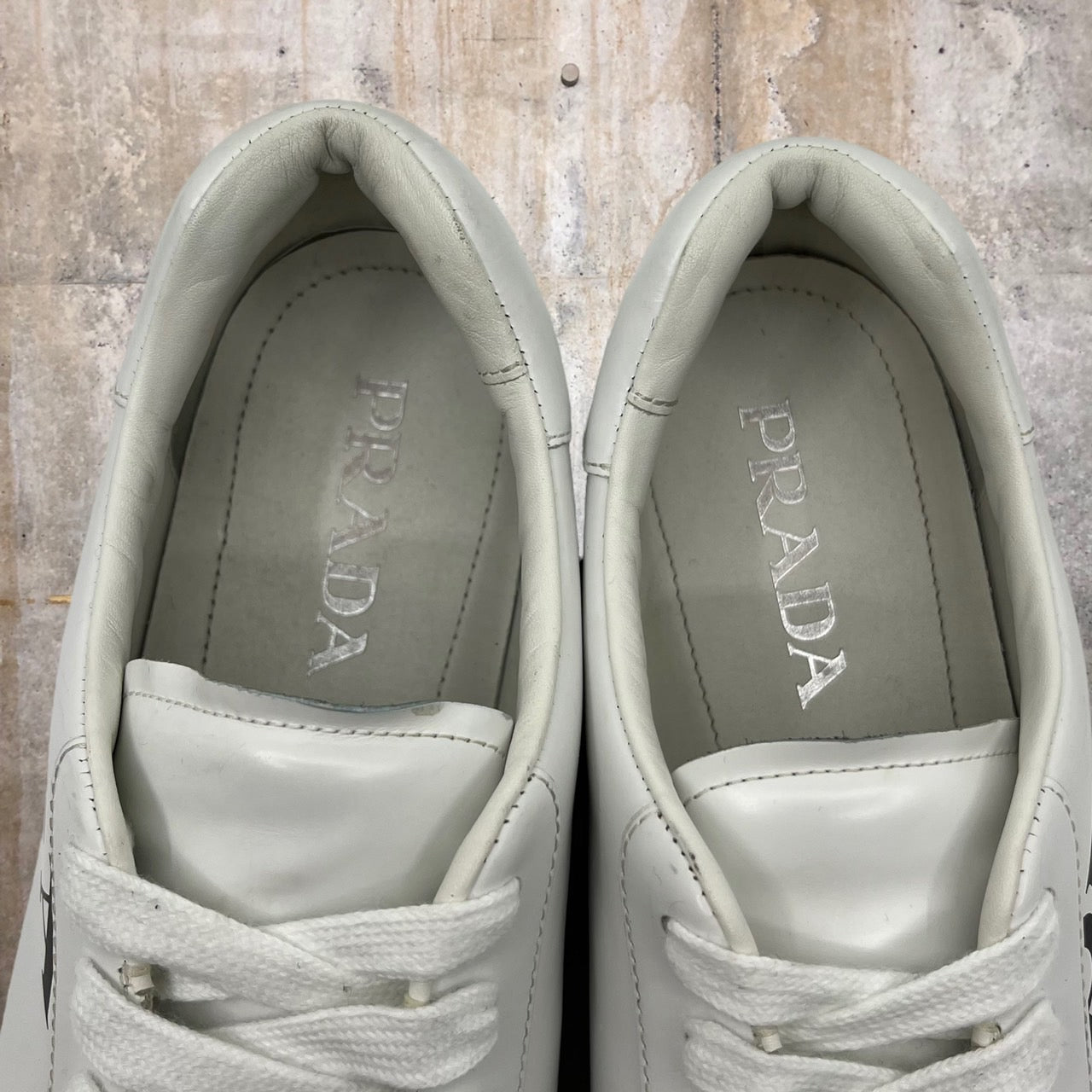 PRADA(プラダ) LOW TOP LOGO SNEAKER/ロゴラバースニーカー 3543 9 1/2 4E(28cm程度) ホワイト