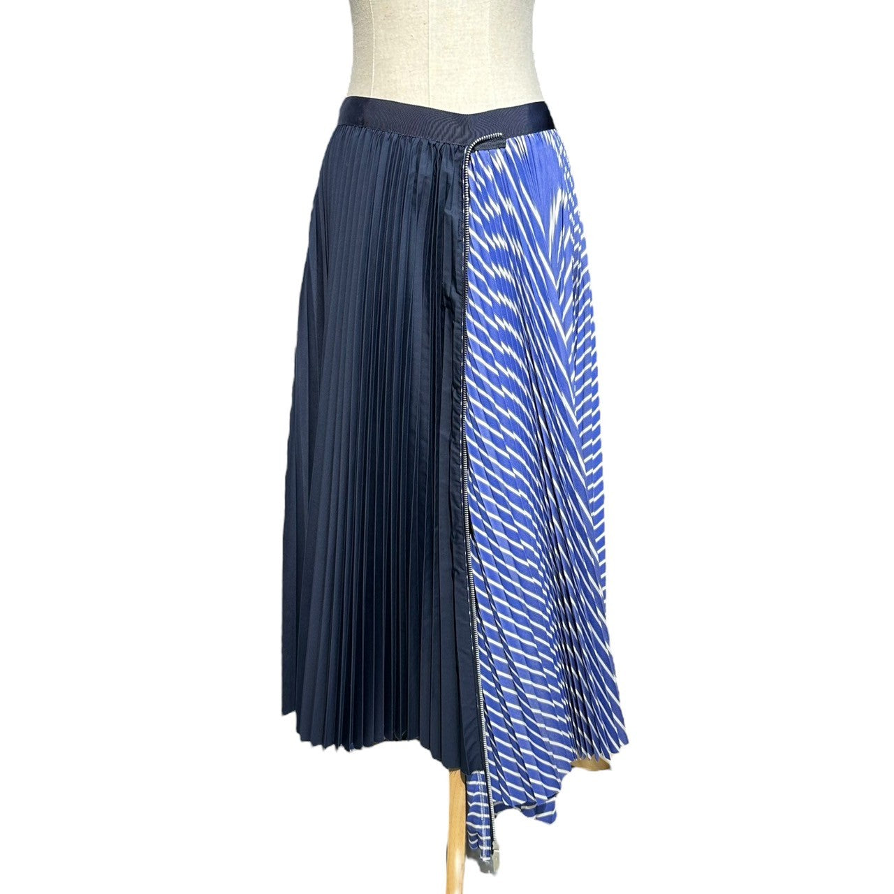 sacai(サカイ) 20SS Cotton Poplin Zipper Skirt コットン ポプリン ジップ スカート SCW-057 3 ブルー×ネイビー ストライプ プリーツ