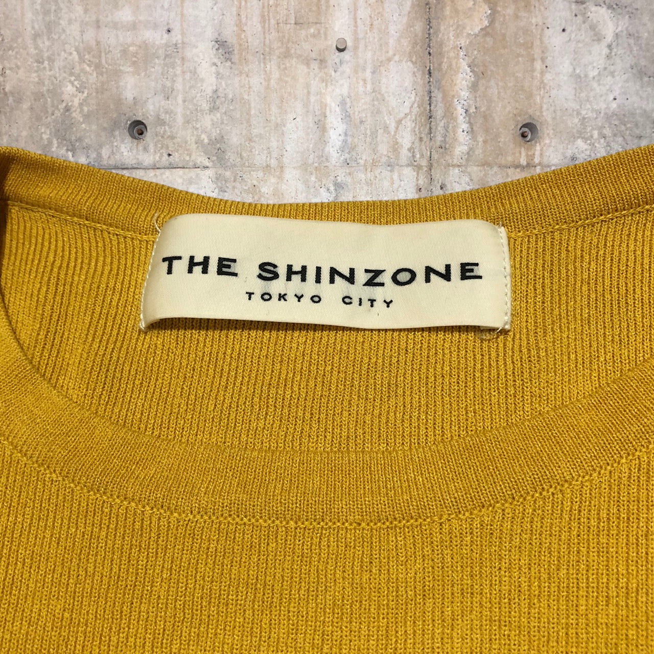 THE SHINZONE(ザシンゾーン) ハイゲージショート丈ニット/サイドスリット 17AMSNI04 FREE イエロー