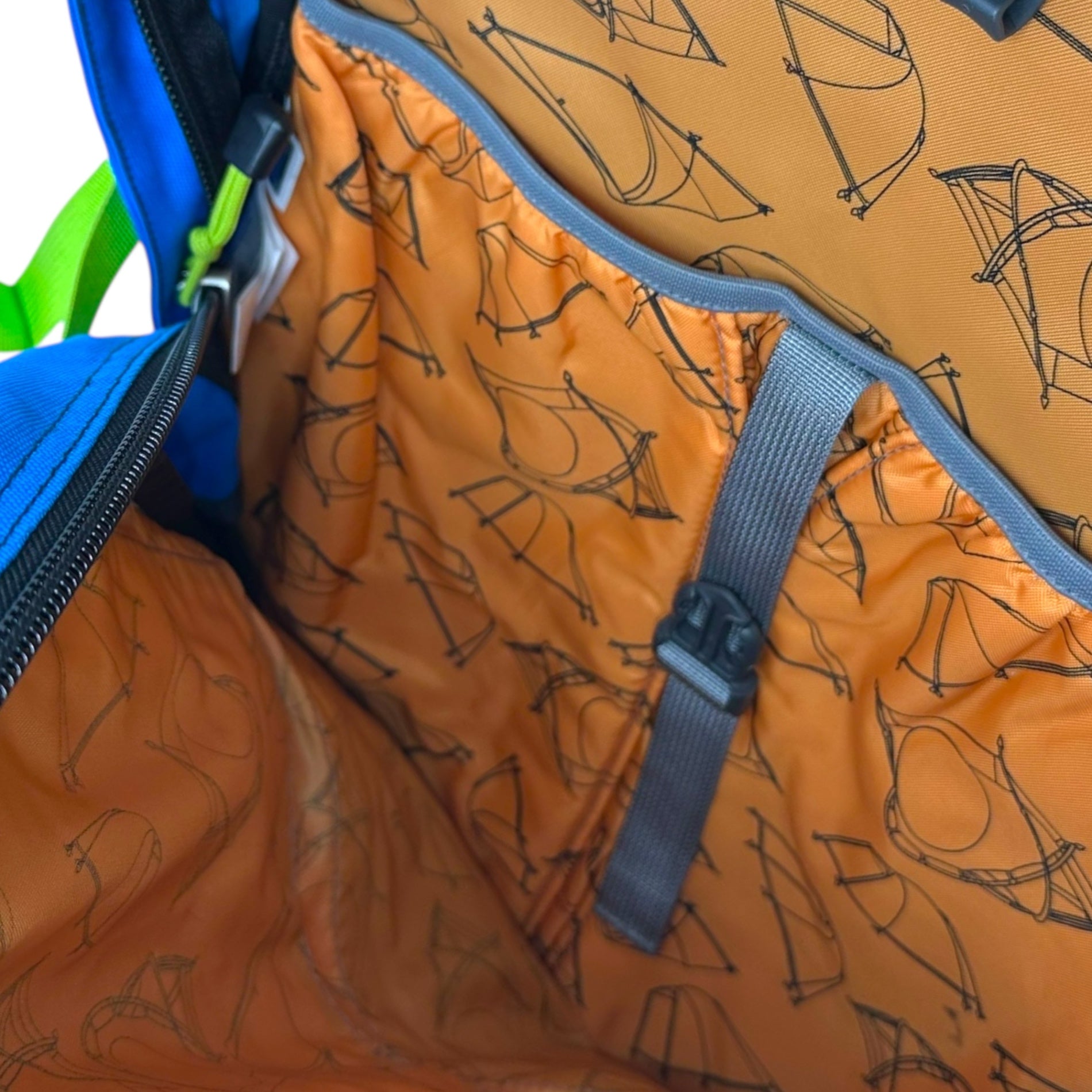 THE NORTH FACE(ノースフェイス) HOT SHOT SE ホット ショット リュック ピンク×ブルー リュックサック デイパック バックパック アウトドア