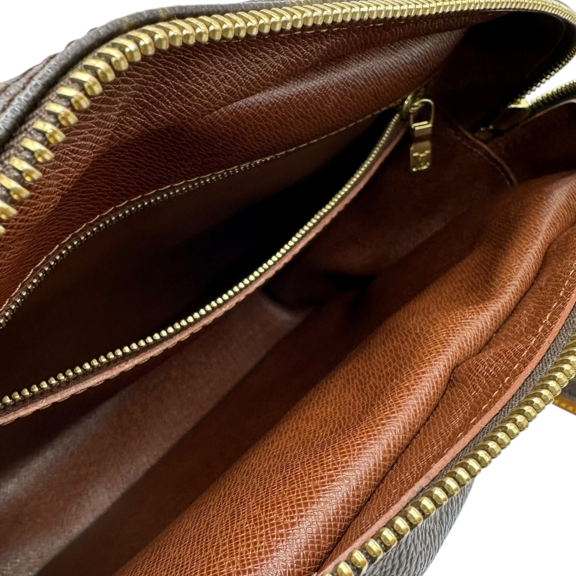 LOUIS VUITTON(ルイヴィトン) 03's Nile Monogram Shoulder Bag ナイル モノグラム ショルダー バッグ 型番：M45244 製造番号AR0043 ブラウン