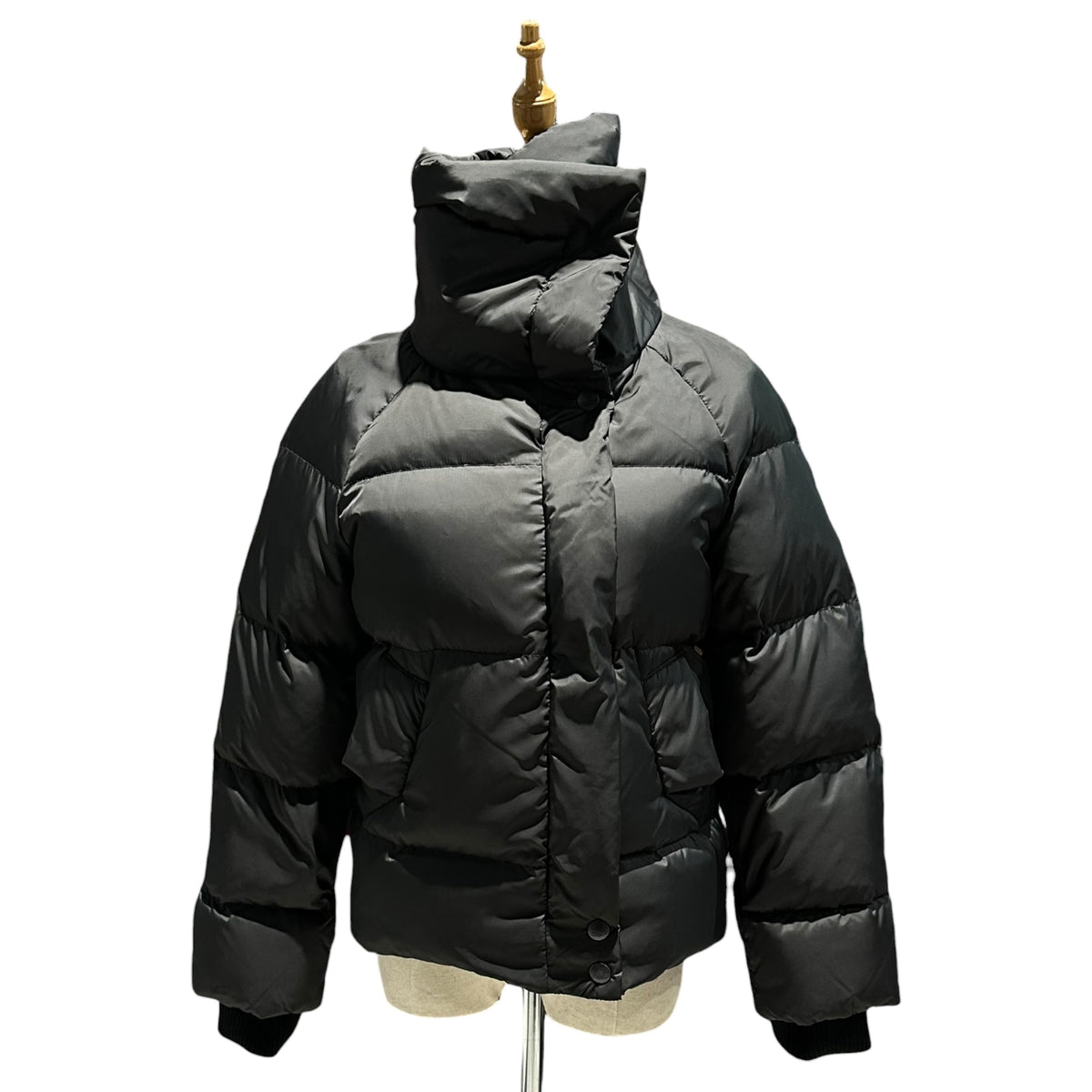 Vivienne Westwood RED LABEL(ヴィヴィアンウエストウッドレッドレーベル) Big-Collar Down Jacket ビッグ カラー ダウン ジャケット 17-01-422001 2 ブラック