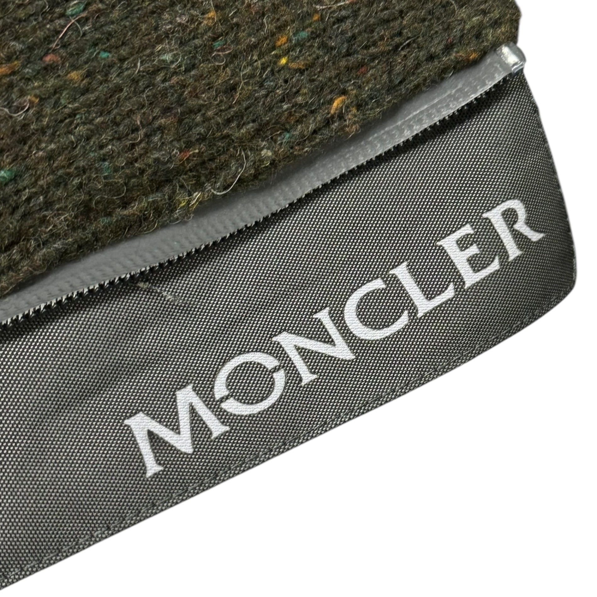 MONCLER(モンクレール) Grenoble Romerstein Men Hooded グルノーブル ウール ナイロン フーデット ジャケット 320974107485 1(S程度) オリーブ×グレー フリース ニット モンクレールジャパン