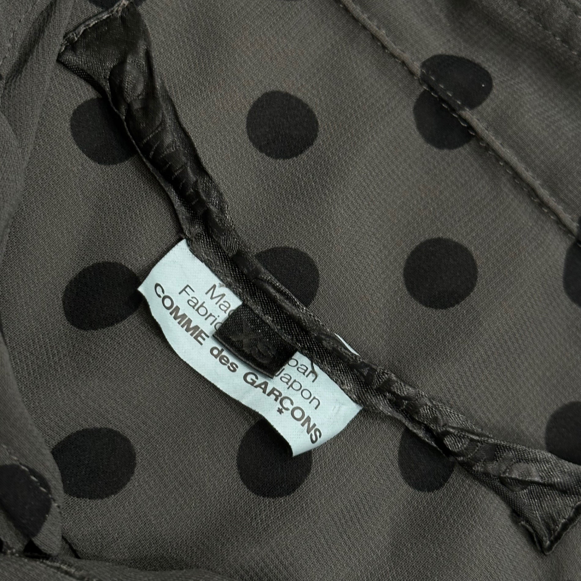 COMME des GARCONS(コムデギャルソン) 2013SS Frilled Hem Polka Dot Sheer Blouse 裾 フリル ドット シアー ブラウス GK-B039 XS グレー×ブラック AD2012