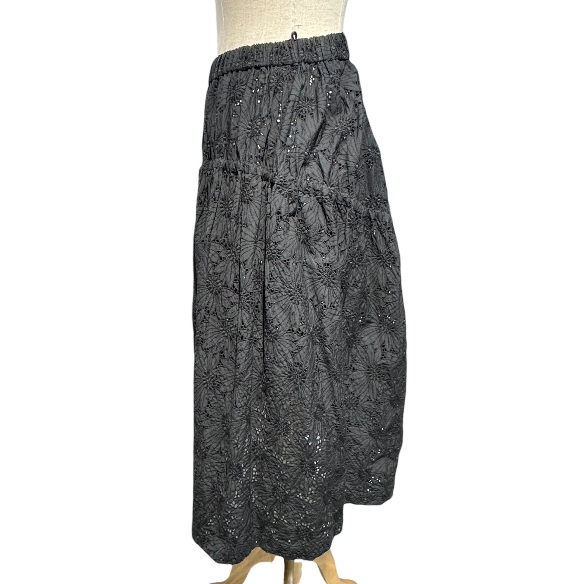 COMME des GARCONS(コムデギャルソン) Cutwork Lace Easy Skirt カットワーク レース イージー スカート ブラック 品質表示タグ切取