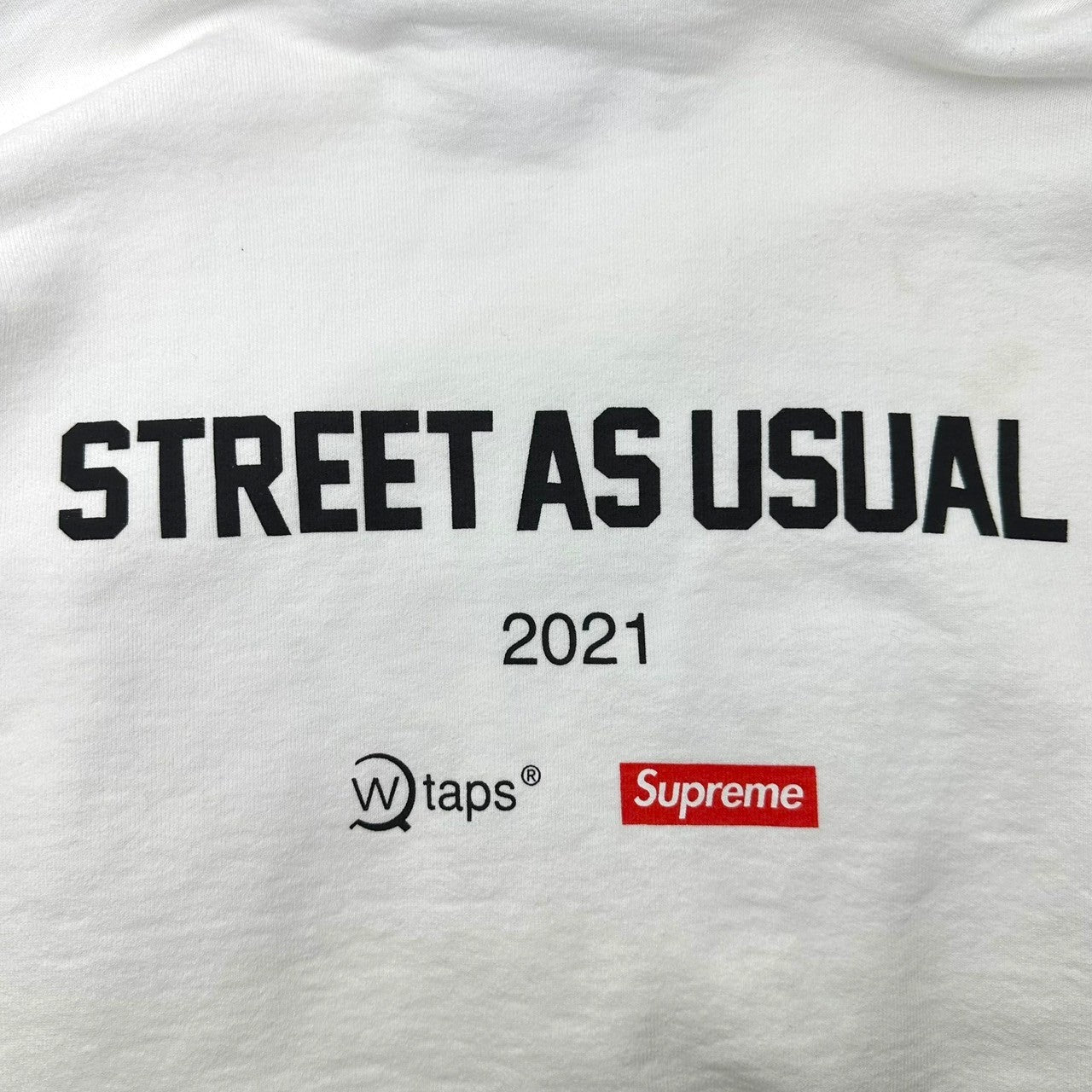 SUPREME×WTAPS(シュプリーム×ダブルタップス) 21AW Sic’em! Hooded Sweatshirt ロゴ プルオーバー フーディ M ホワイト パーカー コラボ