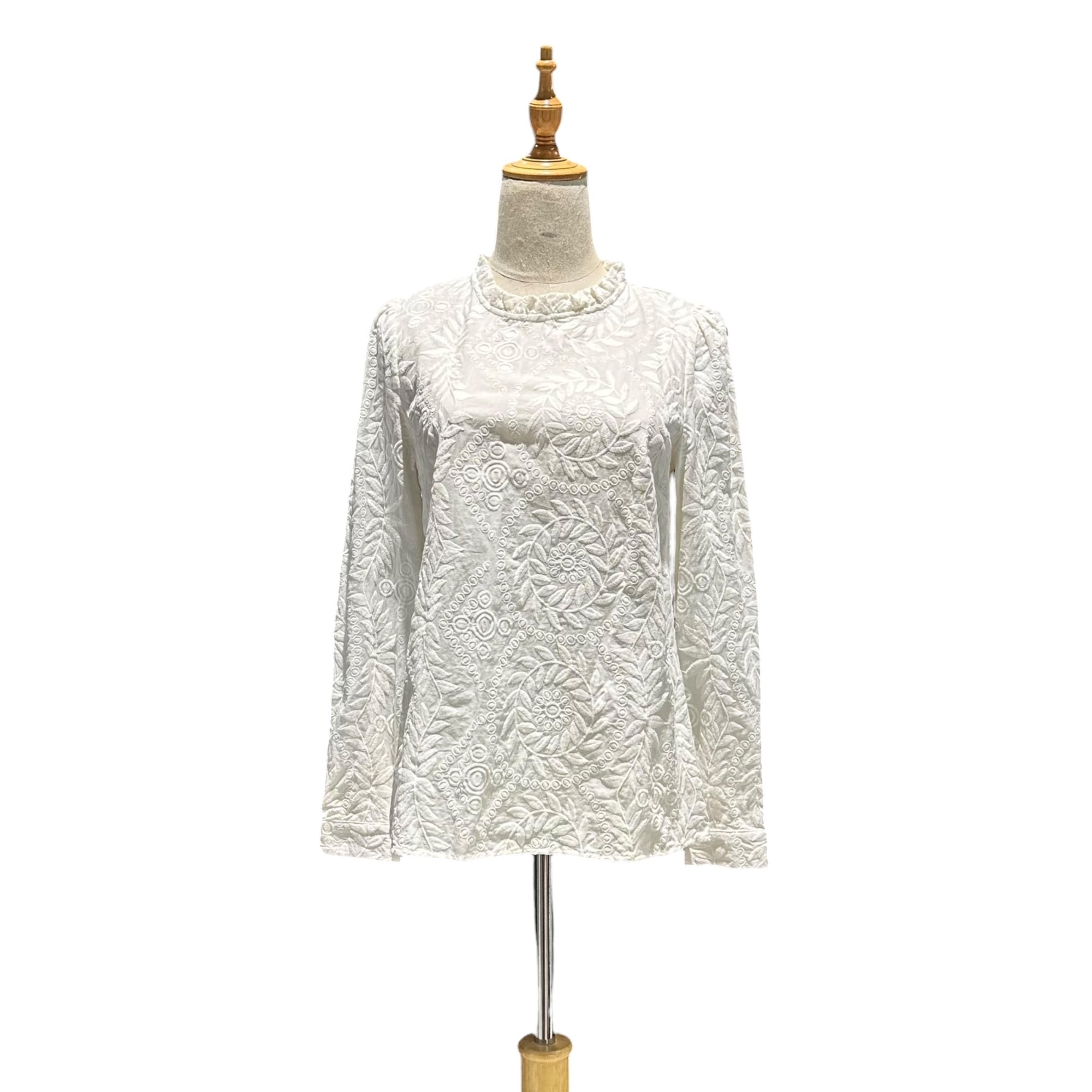 Euro vintage(ヨーロッパヴィンテージ) 70's~white embroidered frill high neck open back design blouse バックリボンデザインの総刺繍デザインブラウス Lサイズ程度 ホワイト