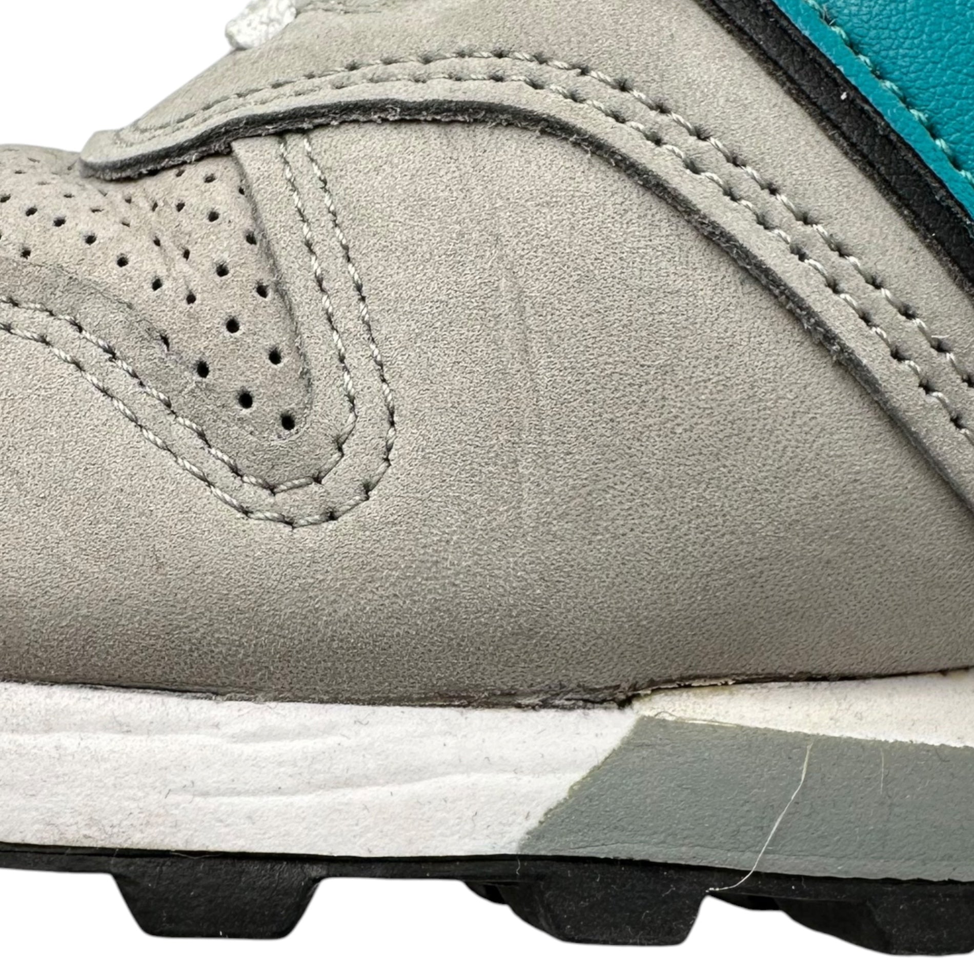 NEW BALANCE(ニューバランス) M1300DGR Low-top sneakers ローカット スニーカー M1300DGR 27.5cm グレー×グリーン×パープル
