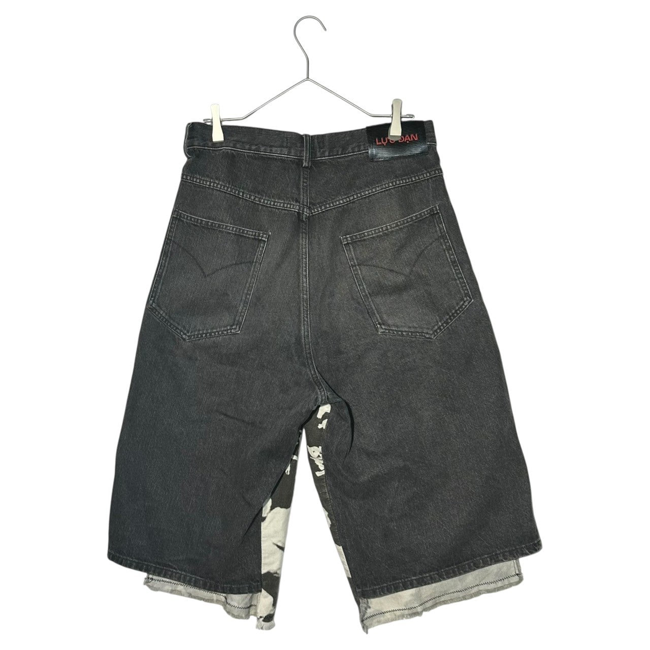 LU'U DAN(ルーダン) LUU DAN Black Printed Flag Denim Shorts ブラック プリント フラッグ デニム ショーツ ハーフパンツ 30 ブラック