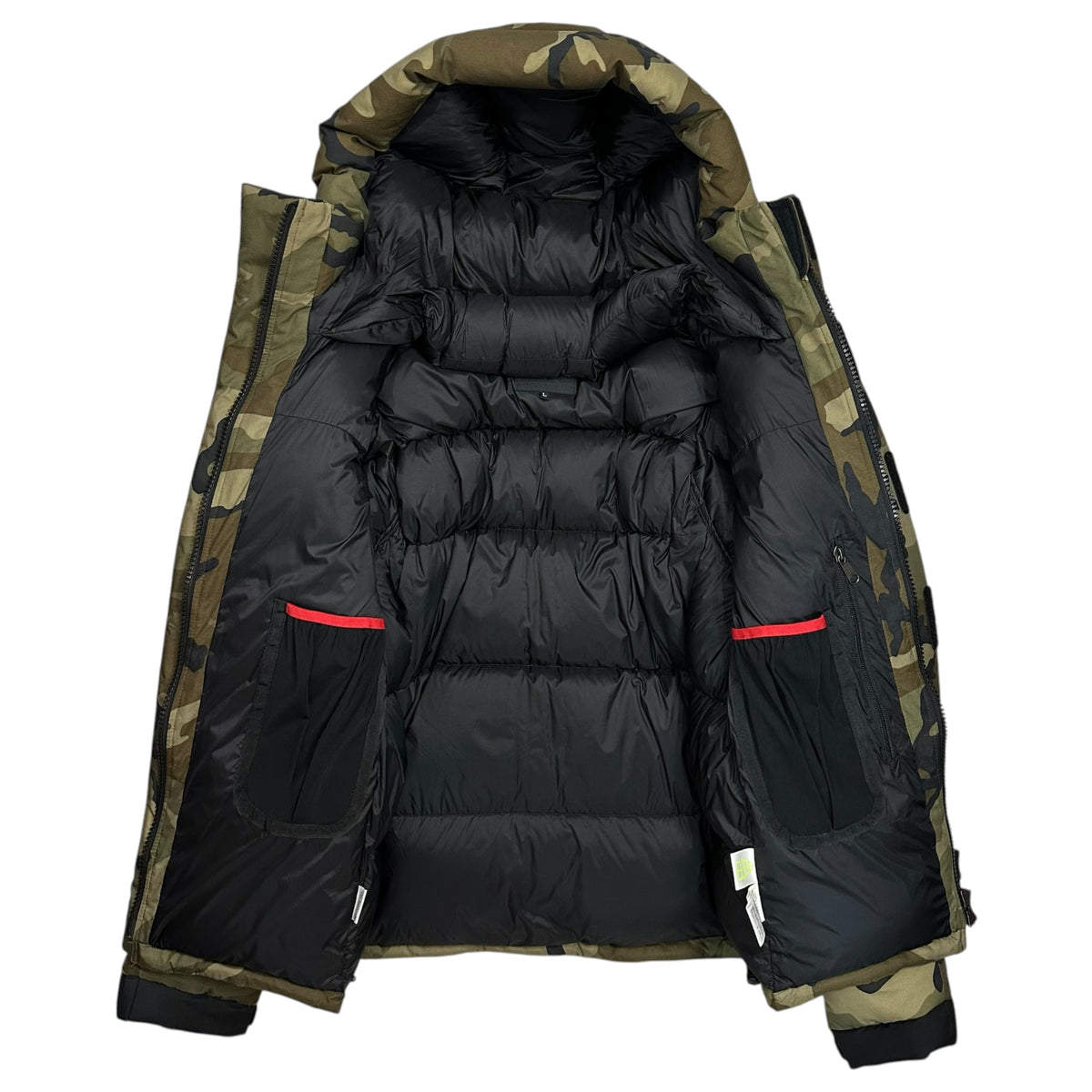 THE NORTH FACE(ノースフェイス) NOVELTY BALTRO LIGHT JACKET ノベルティバル トロライト ジャケット ND91951 L ウッドランドカモ ダウン 迷彩