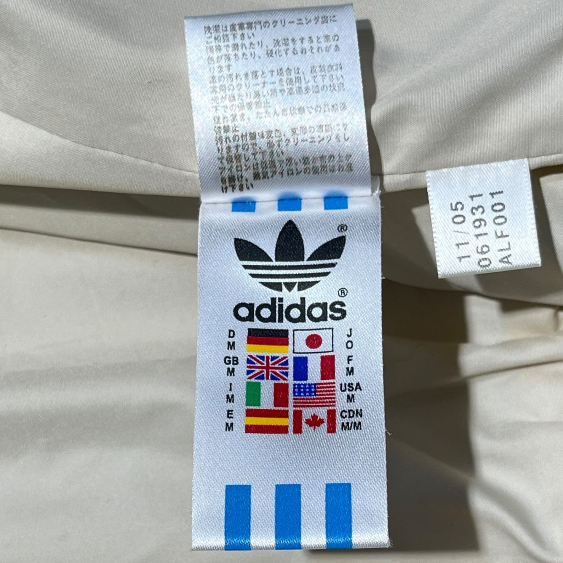 adidas(アディダス) 00's  Punched leather python three-line blouson パンチング レザー パイソン スリーライン ALF001 M アイボリー 2005年 万国旗 羊革