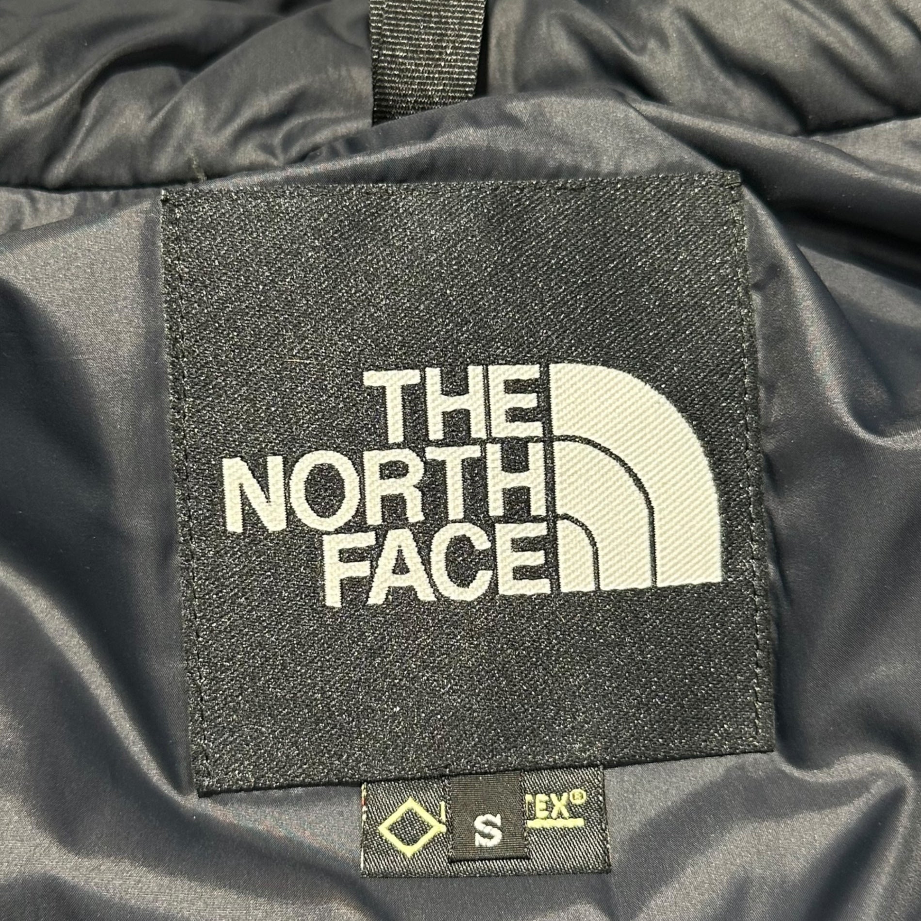 THE NORTH FACE(ノースフェイス) Mountain Down Jacket マウンテン ダウン ジャケット ND91737 S カーキ×ブラック アウトドア