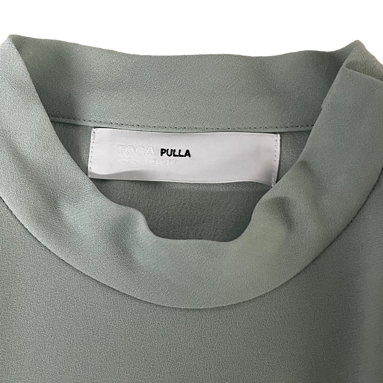 TOGA PULLA(トーガプルラ) mock neck ruffle blouse モック ネック フリル ブラウス カットソー 長袖 ミント グリーン 36(S程度)