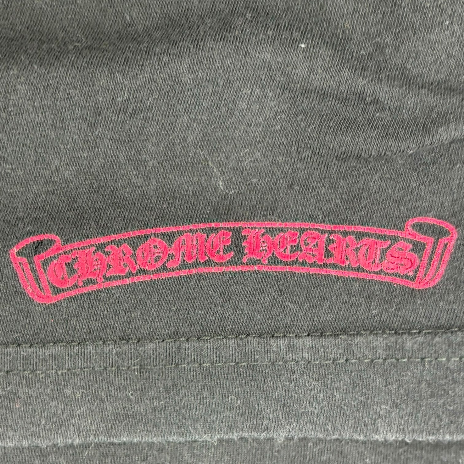 CHROME HEARTS(クロムハーツ) NEON PINK STRIPE LOGO TEE ネオピンク ストライプロゴTシャツ  2212-304-0788 L ブラック×ピンク