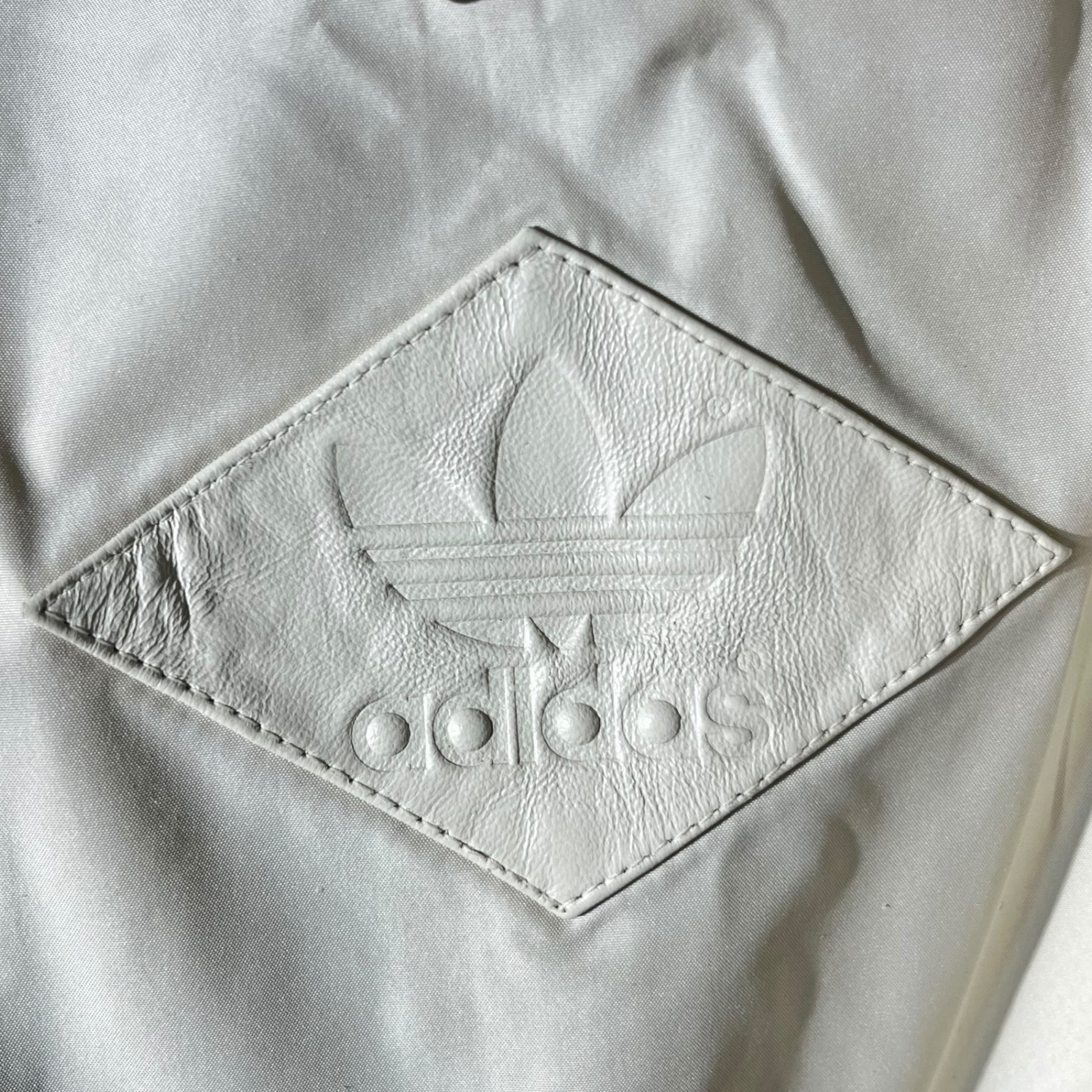 adidas(アディダス) 00's  Punched leather python three-line blouson パンチング レザー パイソン スリーライン ALF001 M アイボリー 2005年 万国旗 羊革