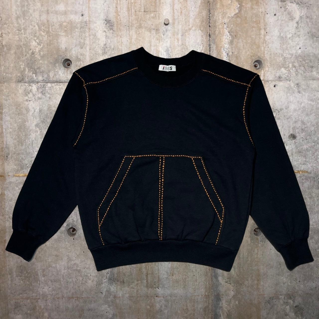 i.s. ISSEY MIYAKE(アイエス イッセイミヤケ) 90's”i.s.”backl logo stitch sweat/バック刺繍ロゴステッチスウェット IS31-JL008 M ブラック 90年代 ヴィンテージ