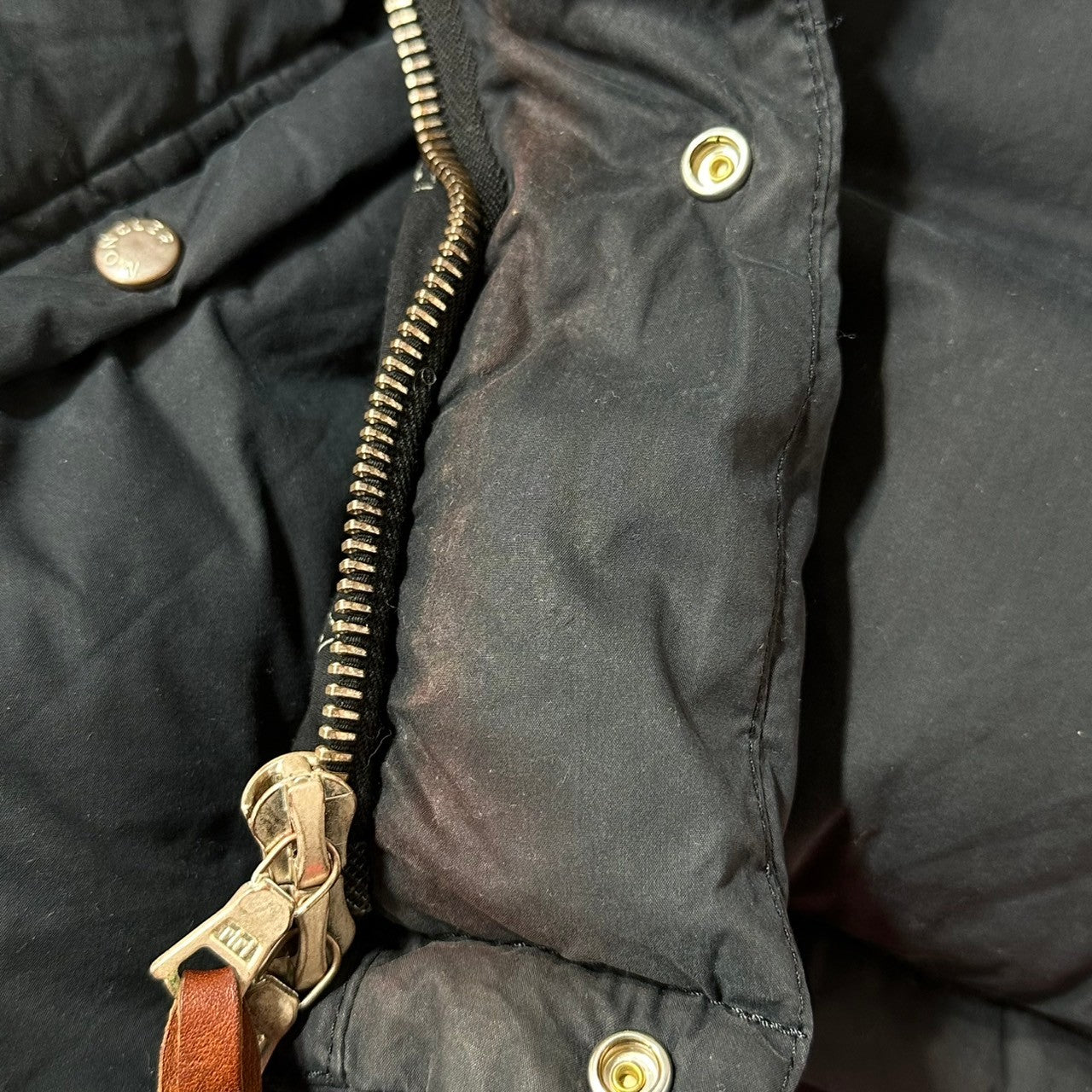 MONCLER(モンクレール) 11AW ×visvim MONCLER V GYANTSE ヴィズヴィム ビズビム ギャンツェ ヨーク切替 ダウンベスト 112-09V-43311-05 4 ダークネイビー