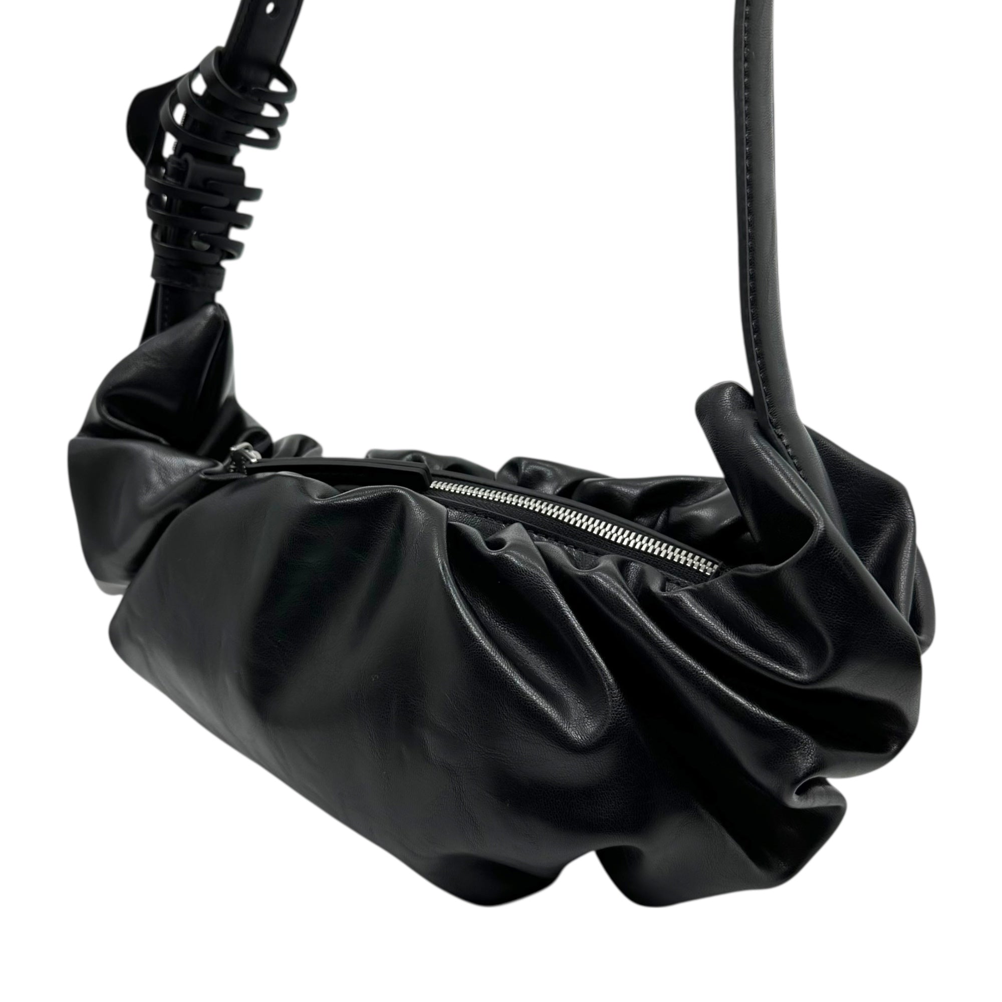 DIESEL(ディーゼル) Grab-D Hobo S ショルダー バッグ P8657 ブラック ワンショルダー ギャザー