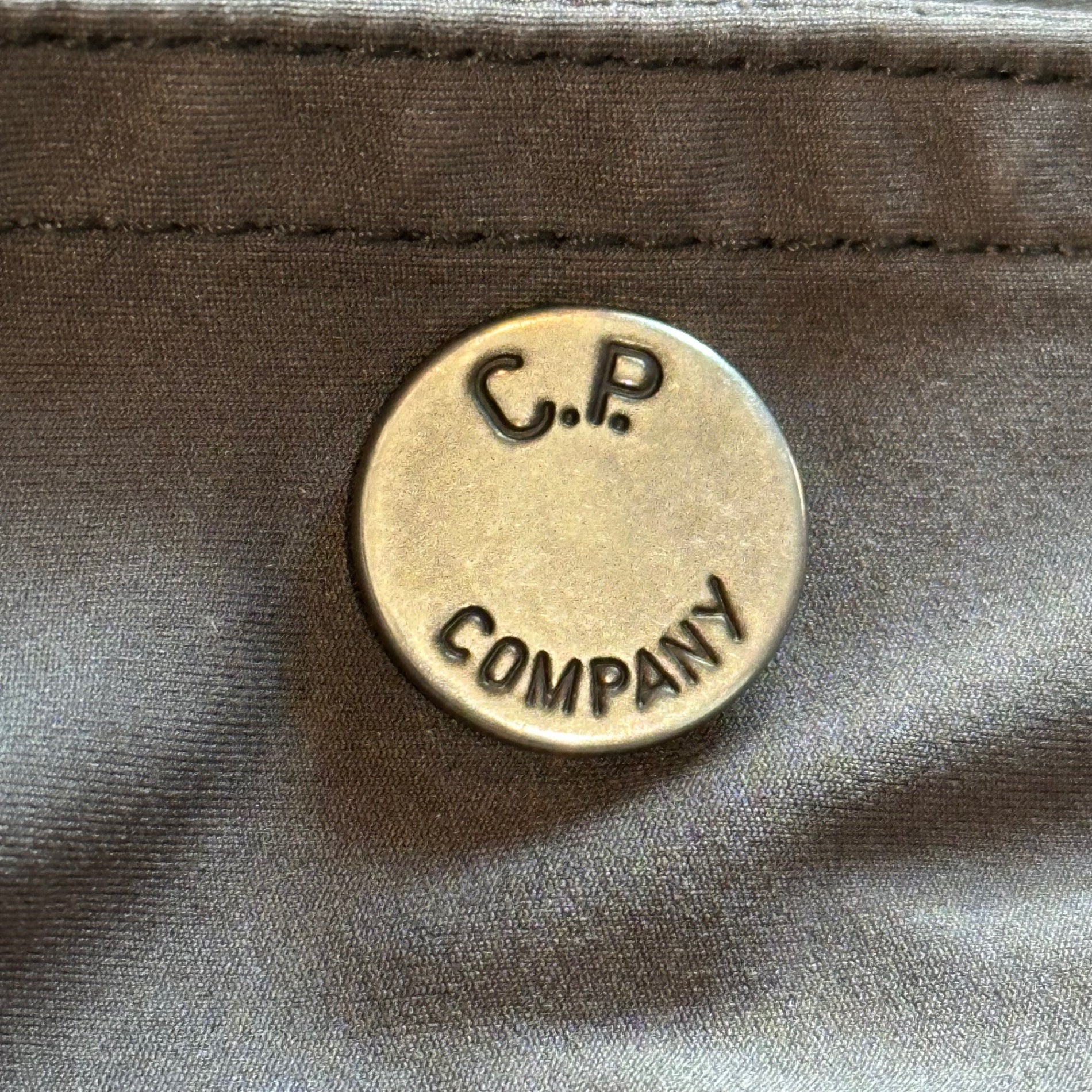 C.P.COMPANY(シーピーカンパニー) 09AW Nylon/Polyester Hooded Quilted Jacket Alessandro Pungetti ナイロン ポリ 中綿 ジャケット 51184D62/322 50(L~XL程度) ブラック(フェード強めです) 00's