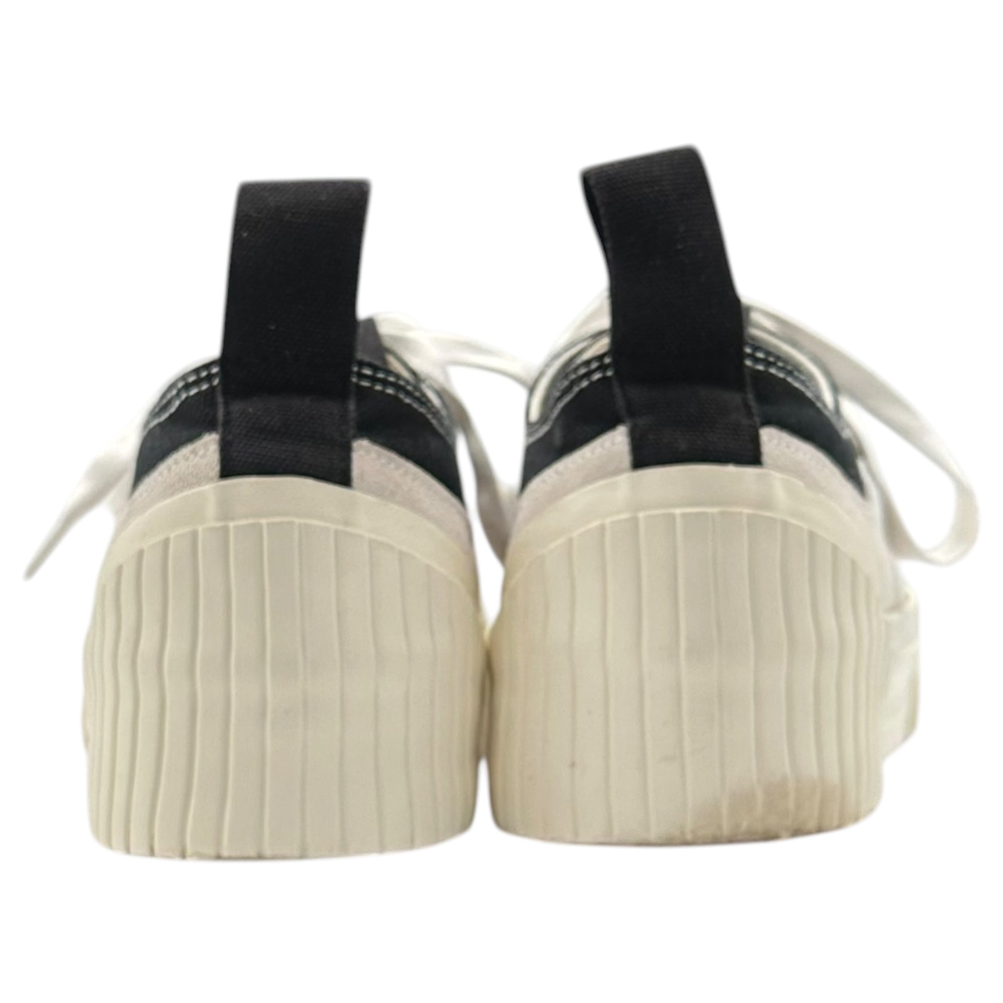 The Viridi-anne(ザヴィリディアン) Low Cut Sneaker ローカット スニーカー VI-3474-09 2 ホワイト×ブラック 厚底 スウェード