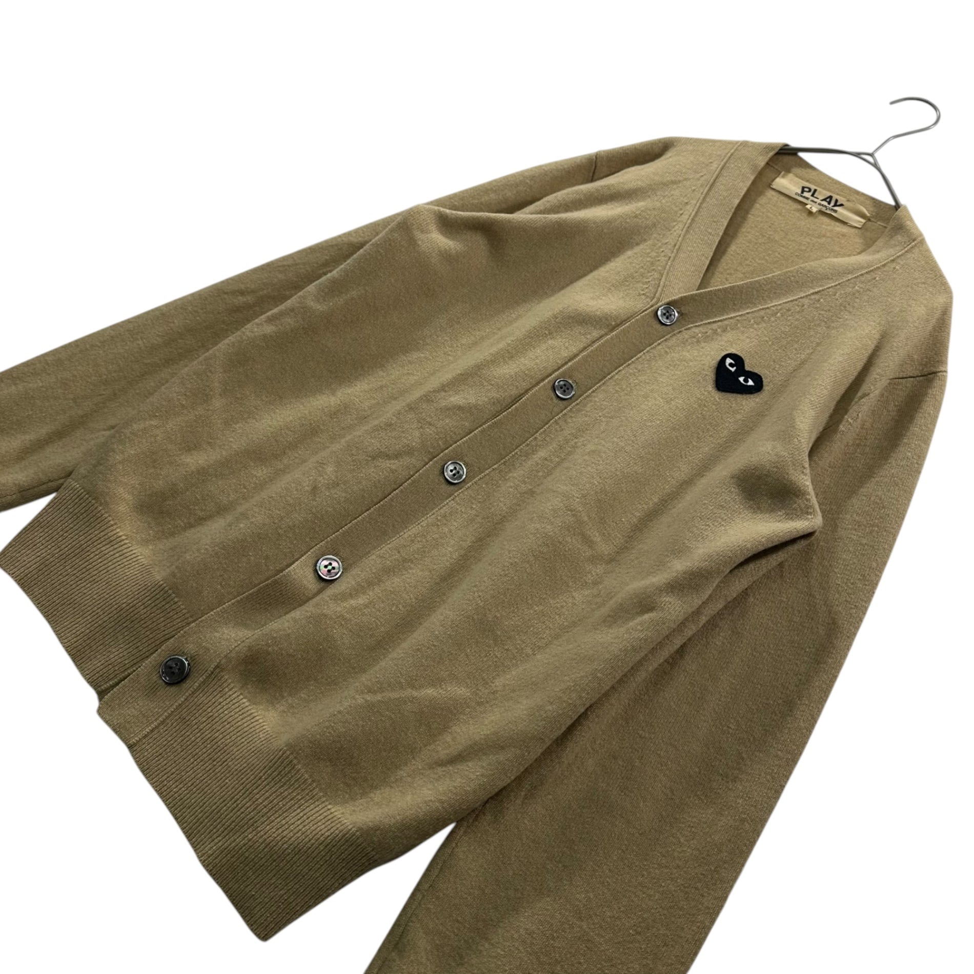 PLAY COMME des GARCONS(プレイコムデギャルソン) 10AW Heart Patch Wool Cardigan ハート ワッペン ウール カーディガン AZ-N024 L ベージュ×ブラック AD2010