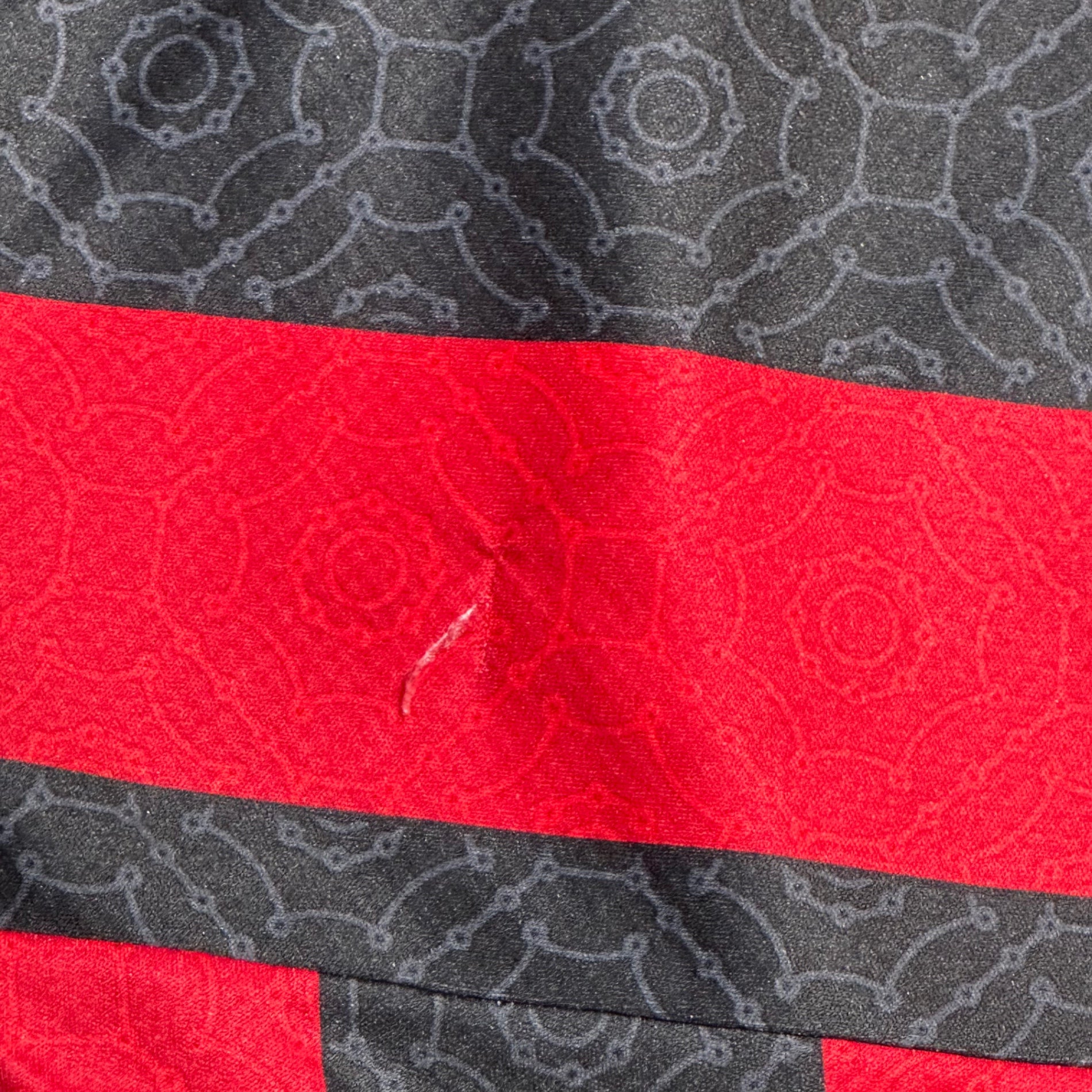 KOCHE × PUMA(コシェ × プーマ) Game Shirt-Style Half-Zip Hoodie with All-Over Print ゲームシャツ 切替 総柄 ハーフジップ パーカー SK3GU0008 S24395 M レッド×ブラック×イエロー