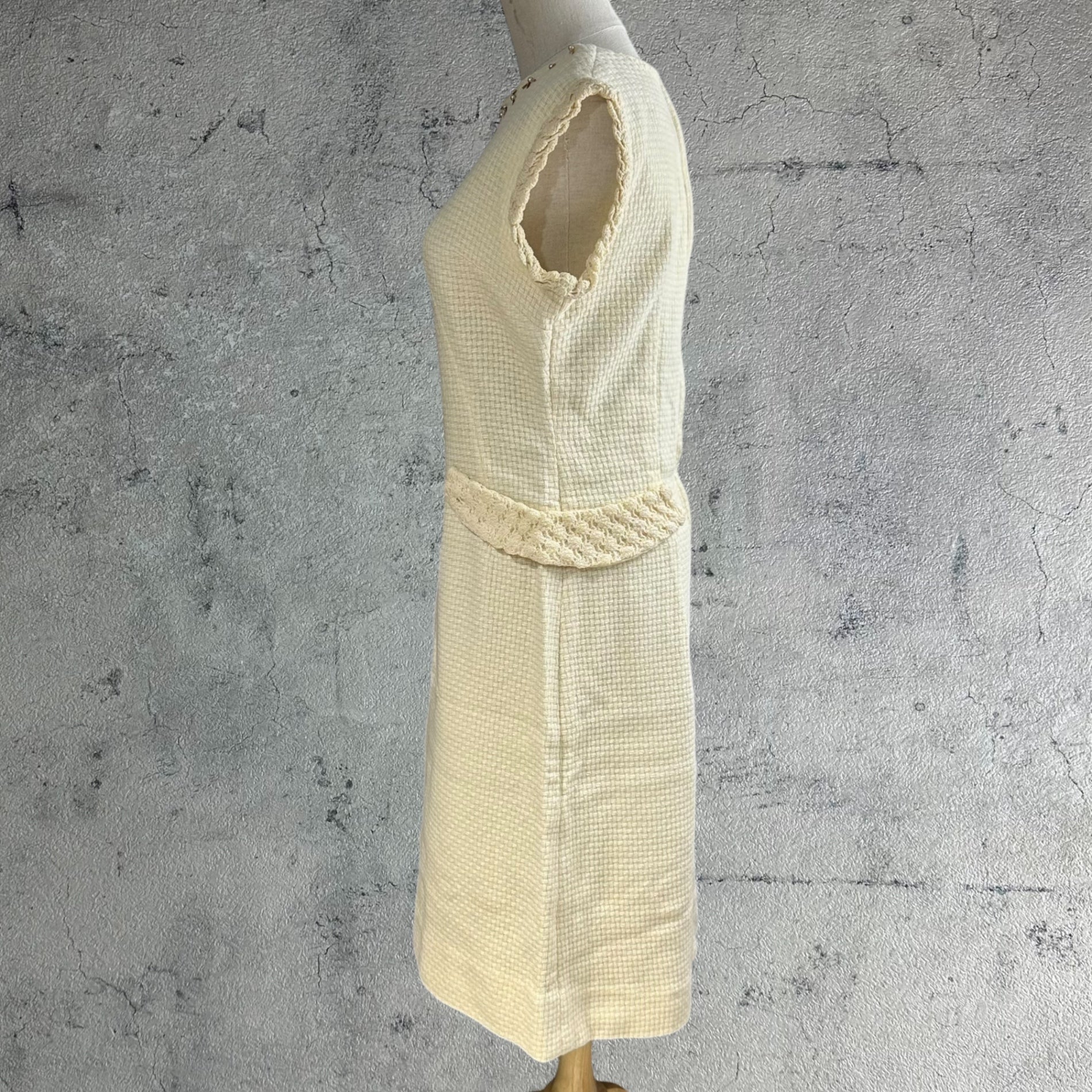 VINTAGE(ヴィンテージ) London 70's~ white knit sleevlessdress ミルキーホワイトニットのデザインノースリーブワンピース M程度 アイボリー