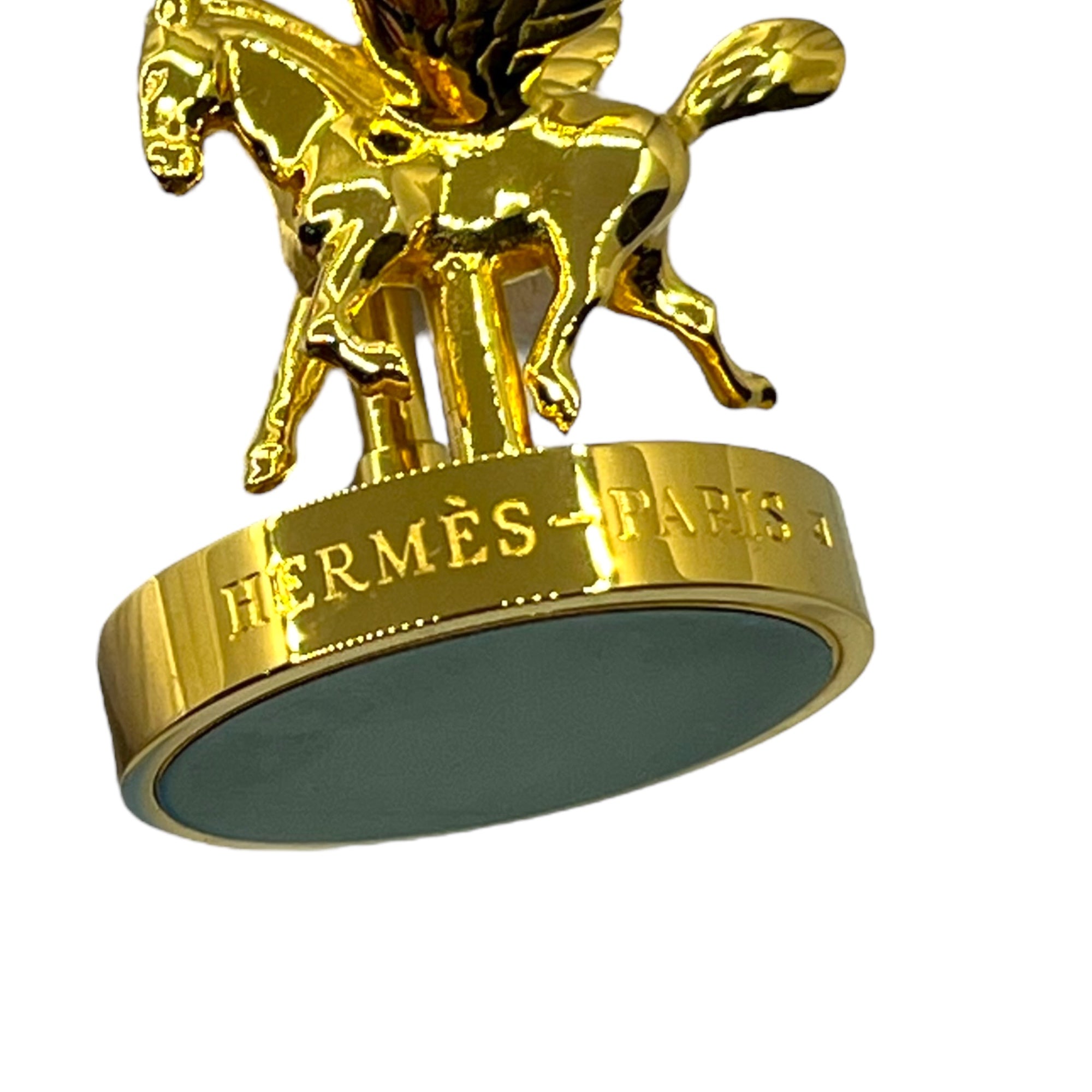 HERMES(エルメス) 2007年限定 Pegasus Cadena Charm アーネダンス ペガサス カデナ チャーム 年間テーマ 「Entrez Dans la Danse!」　ダンス ゴールド 箱付 ペンダントトップにも 可動式