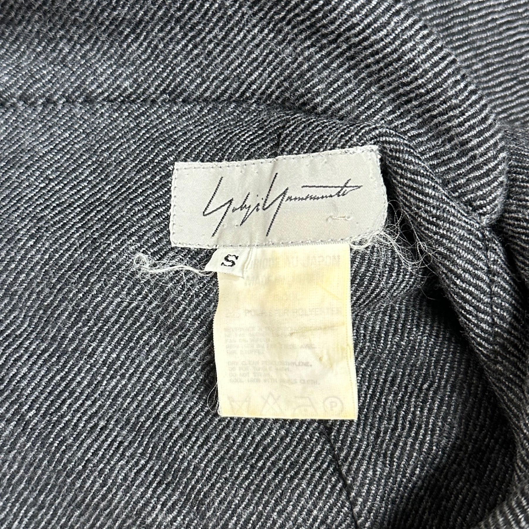 YOHJI YAMAMOTO(ヨウジヤマモト) 90's Long-sleeved wool pullover with scarf  90年代 マフラー付 長袖 ウール プルオーバー  FI-J31-109 S グレー