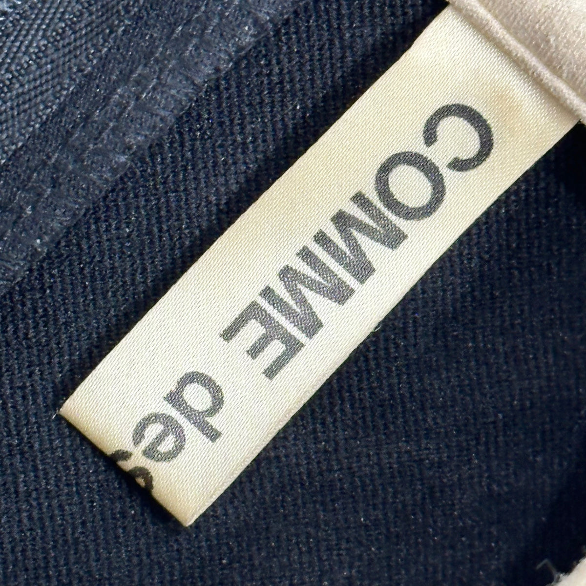 COMME des GARCONS(コムデギャルソン) 1990's Round-Collar Asymmetrical Nylon-Poly Cut-And-Sewn 丸襟 変形 ナイロン ポリ カットソー GI-05001S S ブラック×アイボリー AD1990 90s アーカイブ Modern Sweetness コレクションランウェイ着用品