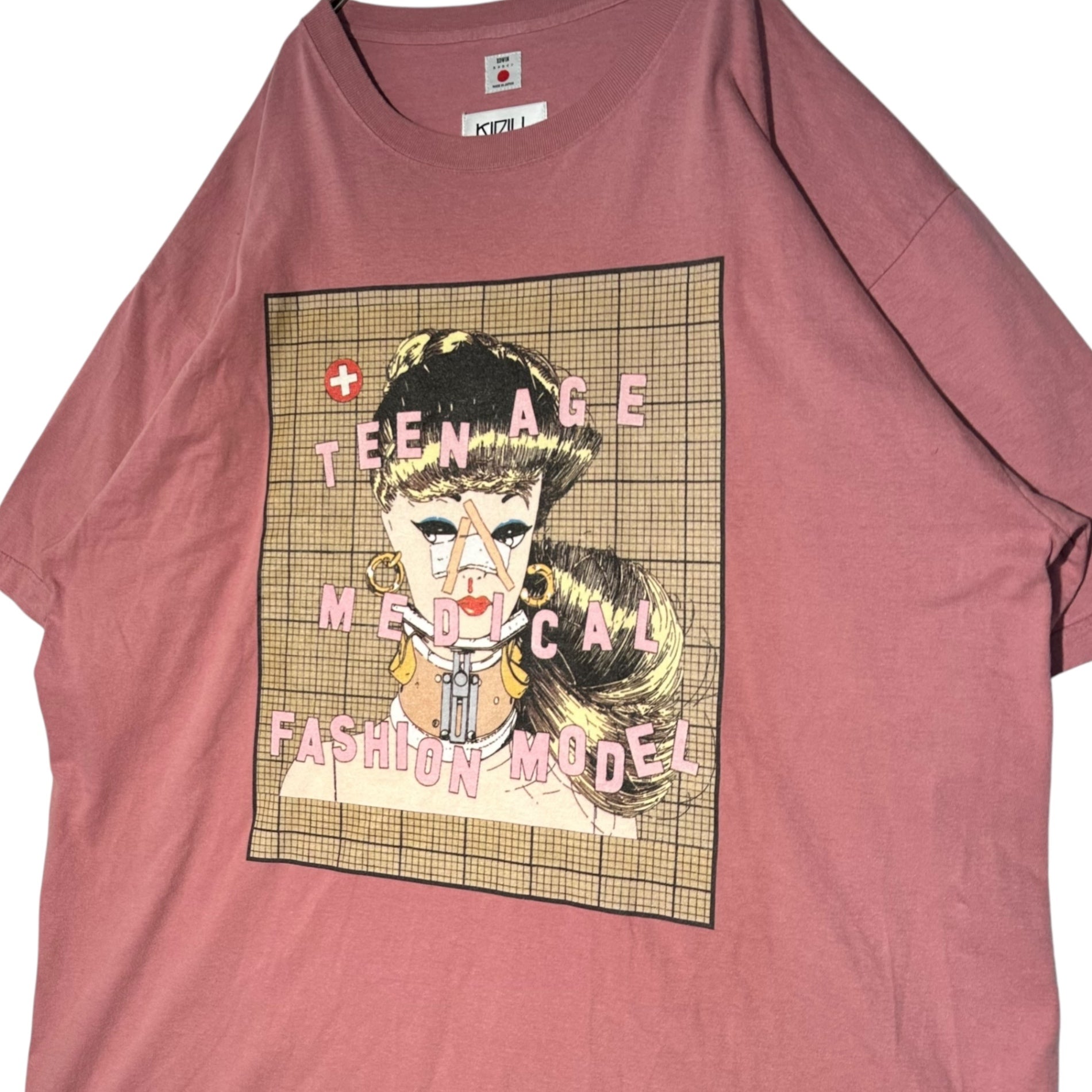 kidill × EDWIN(キディル × エドウィン) Collaboration Artwork by TREVOR BROWN T-SHIRT コラボ グラフィック Tシャツ KLED31 E0S-1068 FREE ピンク