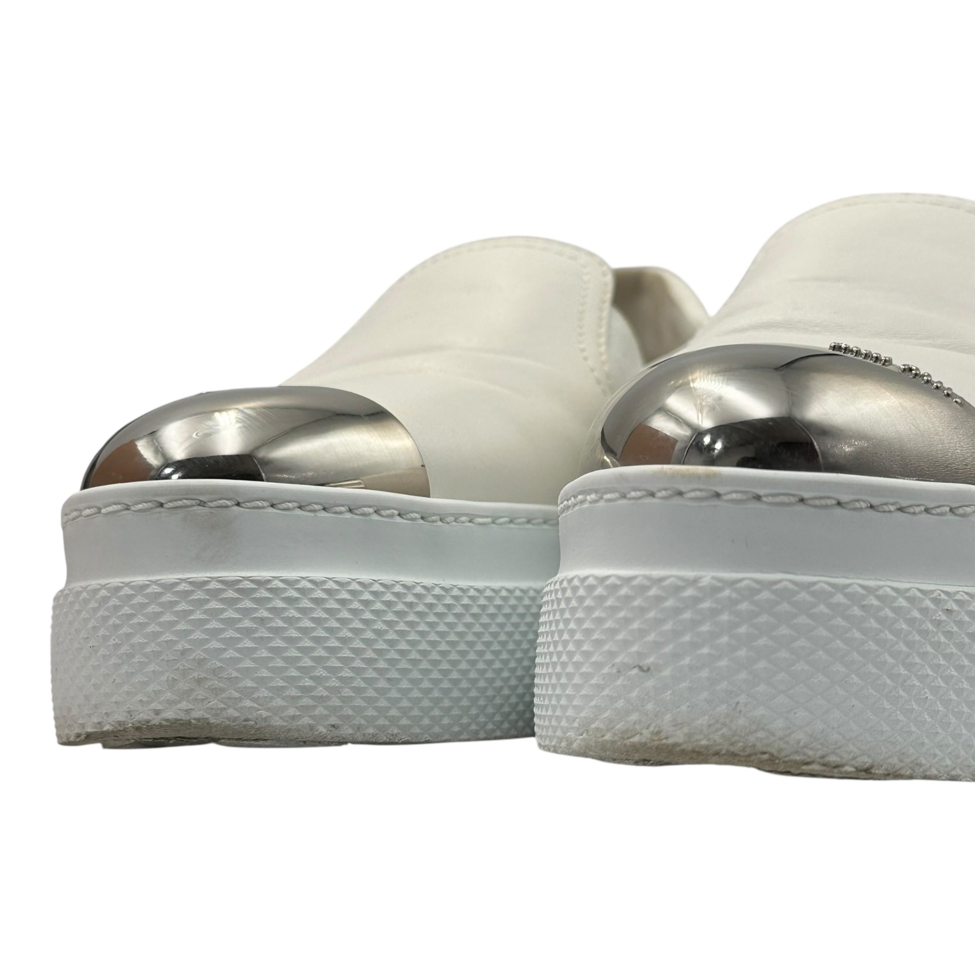 miu miu(ミュウミュウ) Metallic Toe Thick-Soled Leather Slip-On メタリック トゥ 厚底 レザー スリッポン 905 37(23.5cm)  ホワイト×シルバー