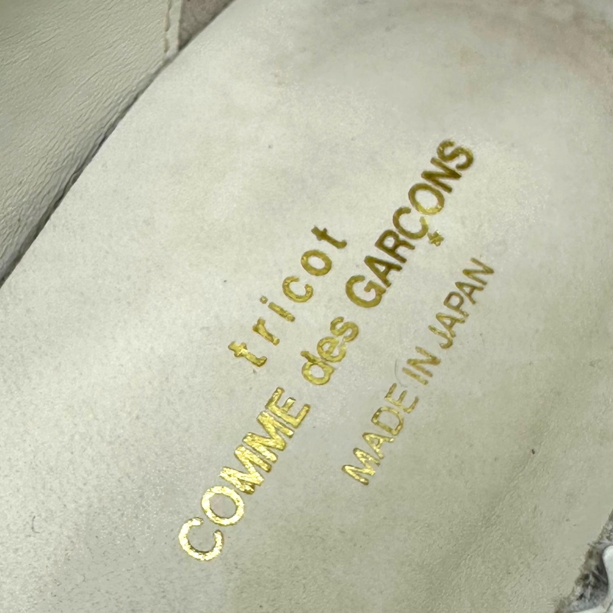 tricot COMME des GARCONS(トリココムデギャルソン) Medallion Leather Pumps メダリオン レザー パンプス 24cm ホワイト