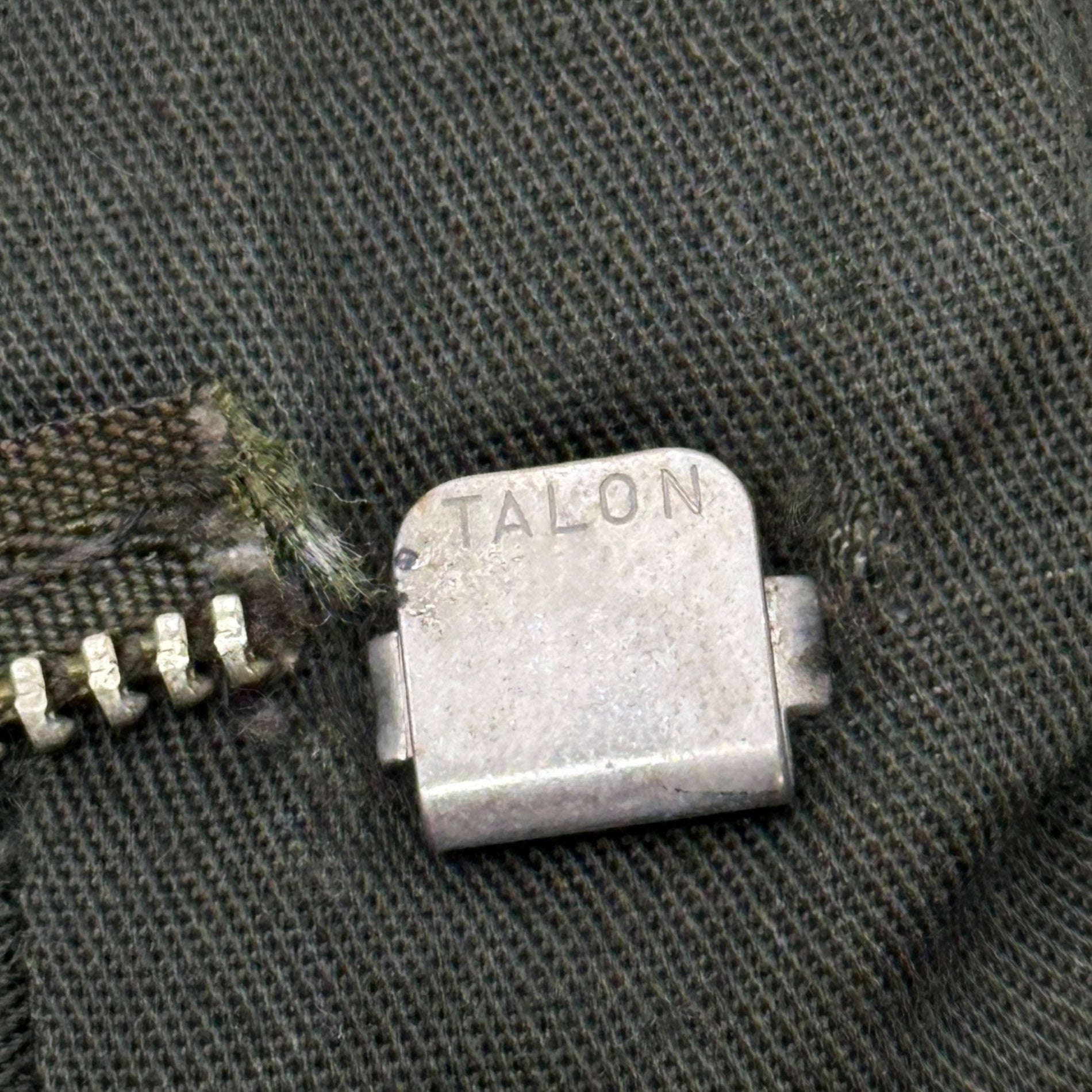 Levi's(リーバイス) 60's USA made CONMAR ZIP STA-PREST スタプレ テーパード スラックス 表記無(実寸W約79cm) オリーブ 推定60年代 ヴィンテージ パンツ