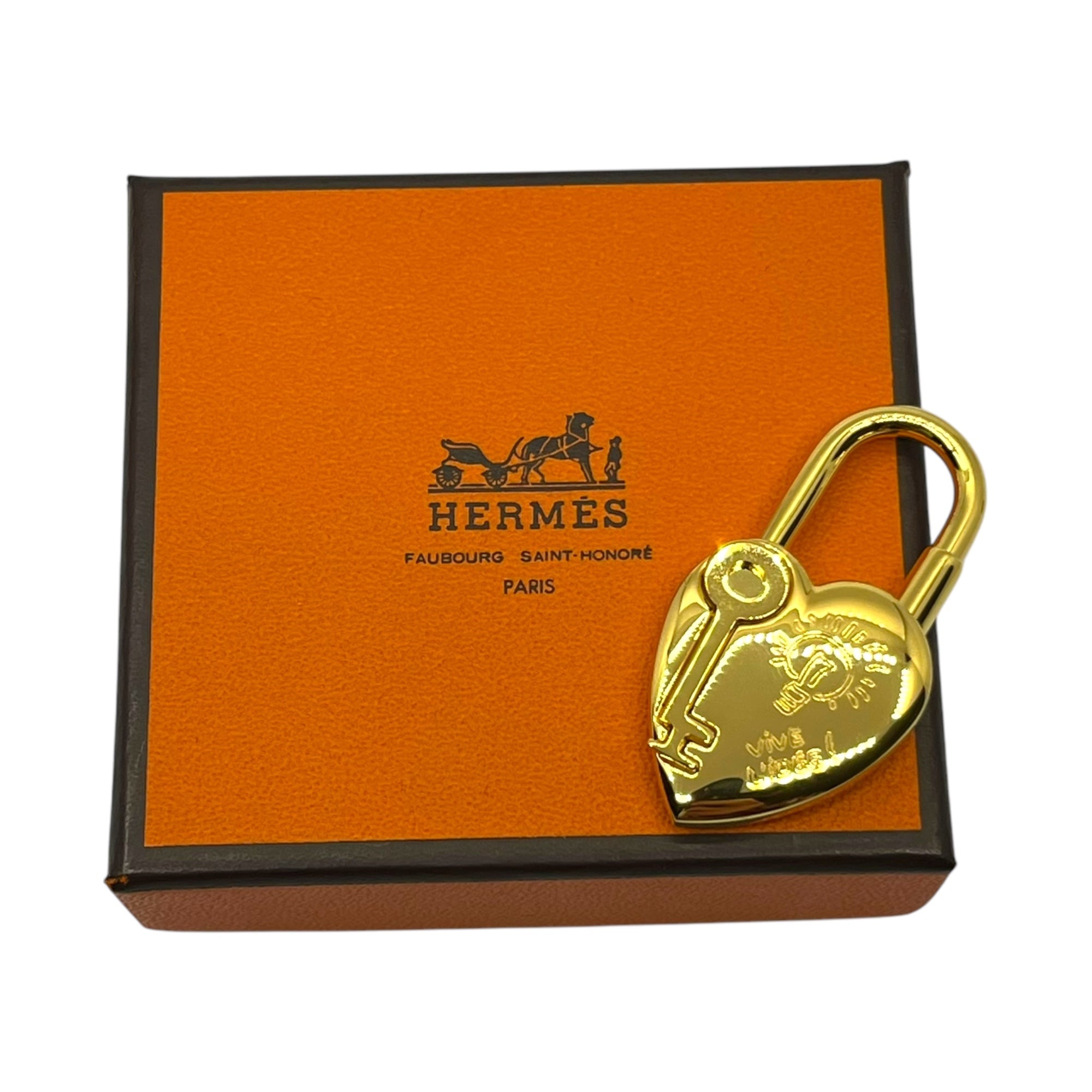 HERMES(エルメス) 2004年限定 Heart cadena charm  ハート 鍵 カデナ チャーム 年間テーマ 「La Fantasie」 ゴールド 箱付 ペンダントトップにも