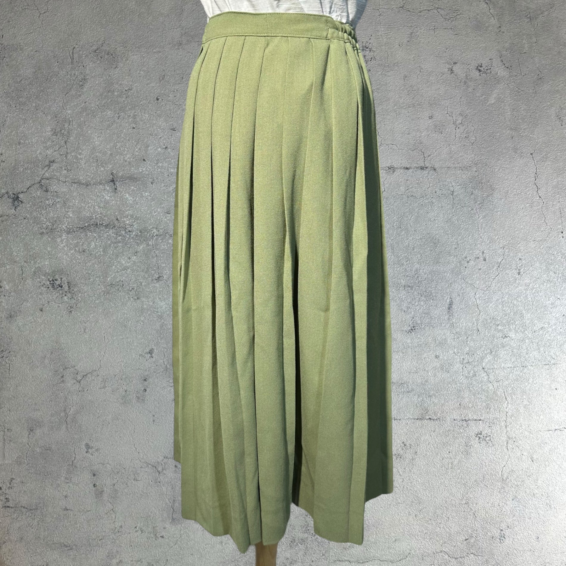 Euro vintage(ヨーロッパヴィンテージ) 80'~90's pale smokey green pleated gaucho pants プリーツガウチョパンツ 表記無し(M～Lサイズ程度) グリーン