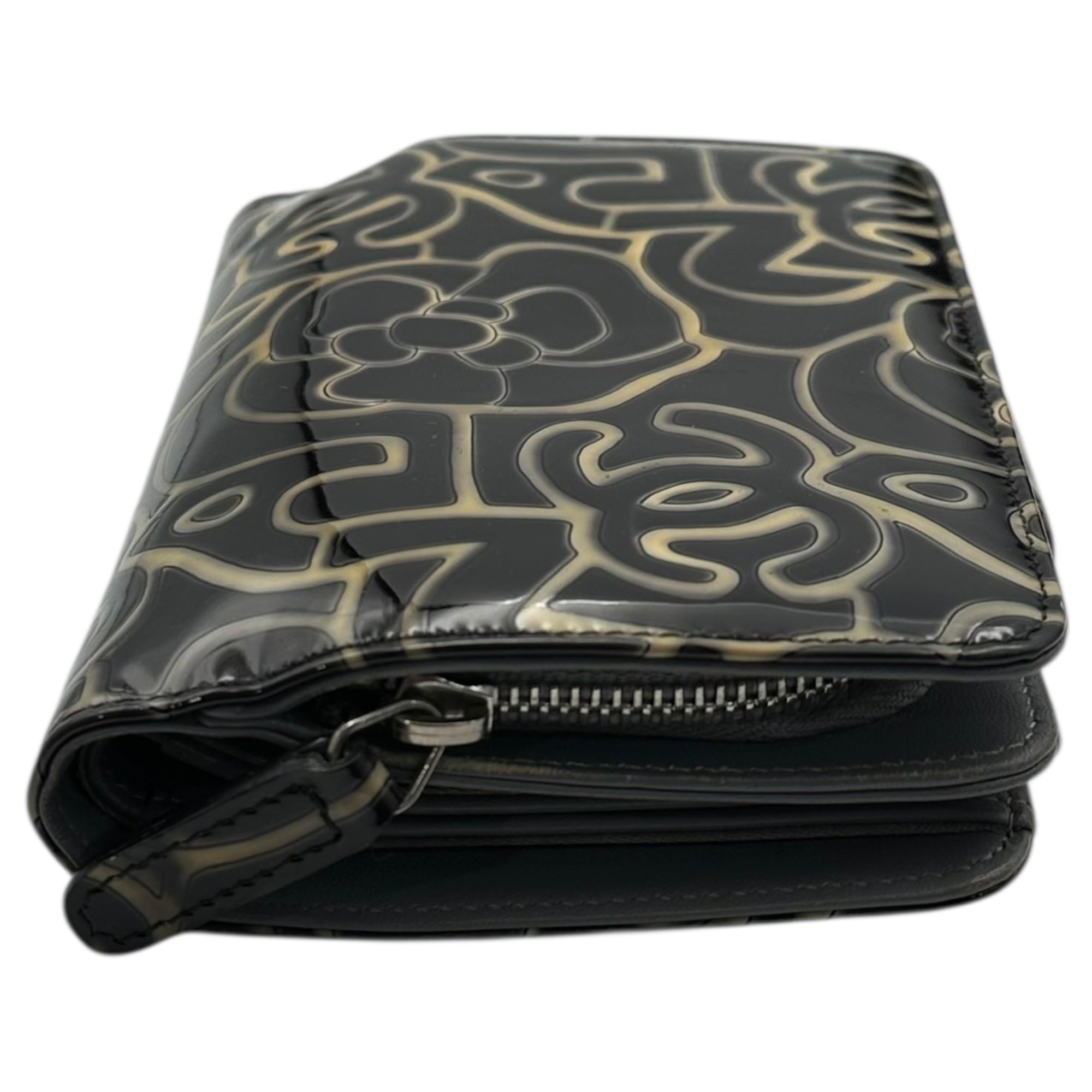 CHANEL(シャネル) Camellia Coco Mark Enamel Leather Bifold Wallet カメリア ココマーク エナメルレザー 2つ折り財布 ブラック×ベージュ