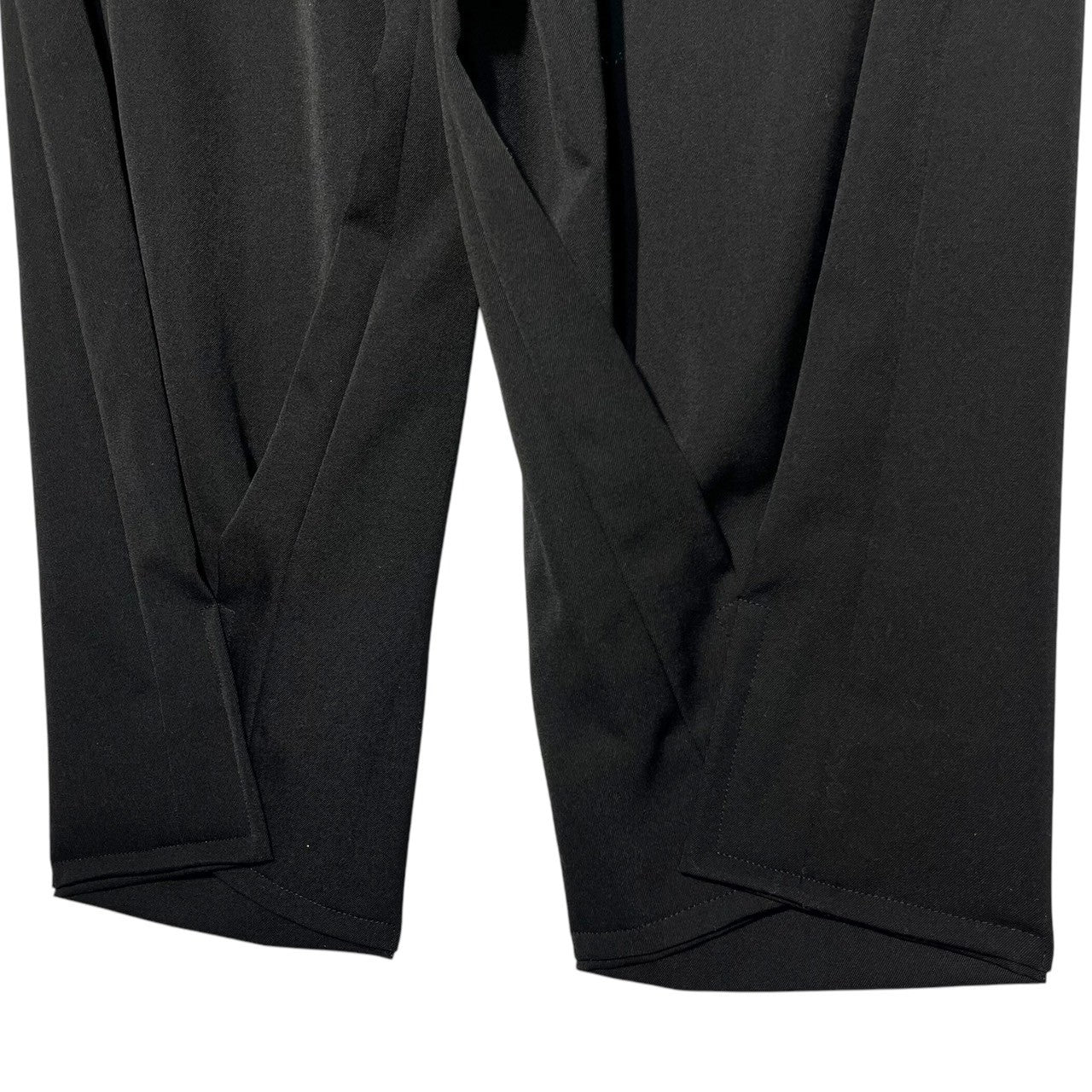 COMME des GARCONS HOMME PLUS(コムデギャルソンオムプリュス) 22AW nomad期 Gathered Hem Wool Trousers 裾 ギャザー ウール トラウザーズ スラックス PJ-P045 S ブラック AD2022