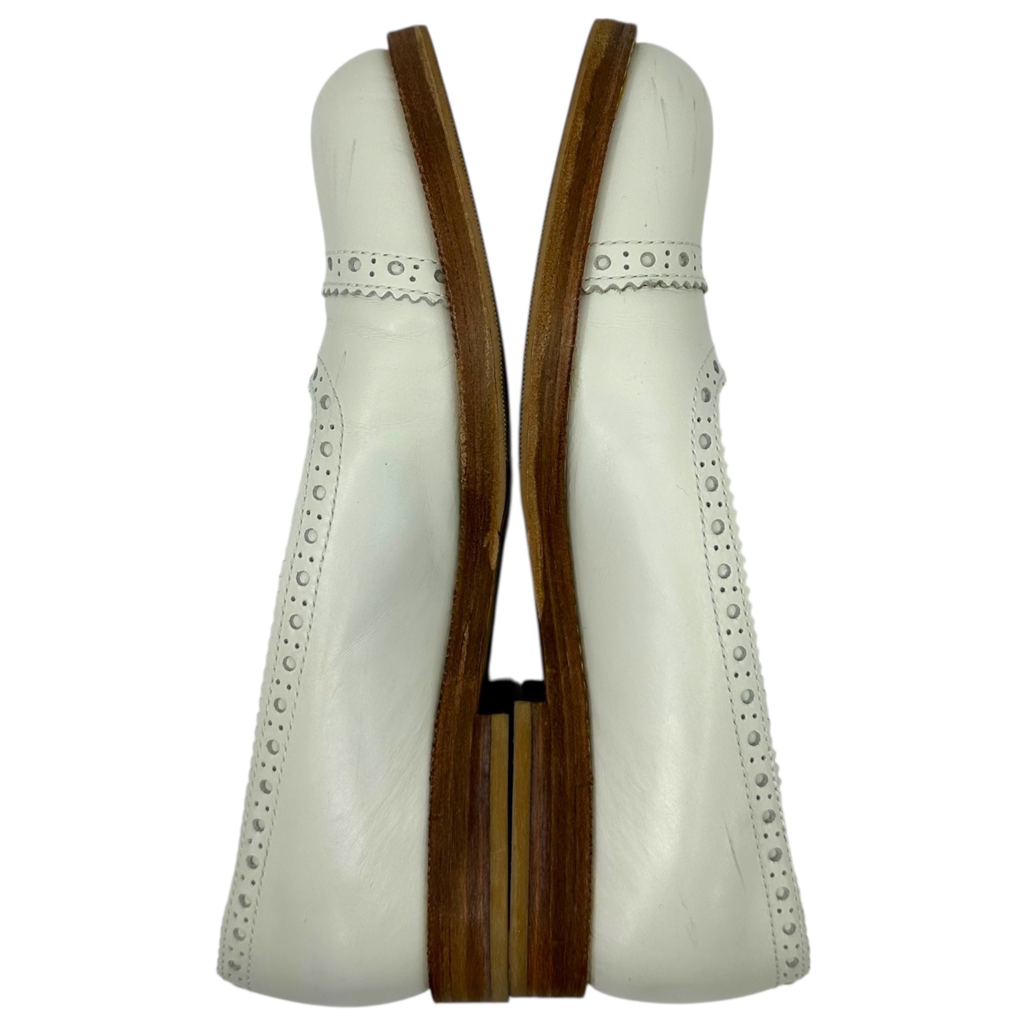tricot COMME des GARCONS(トリココムデギャルソン) Medallion Leather Pumps メダリオン レザー パンプス 24cm ホワイト