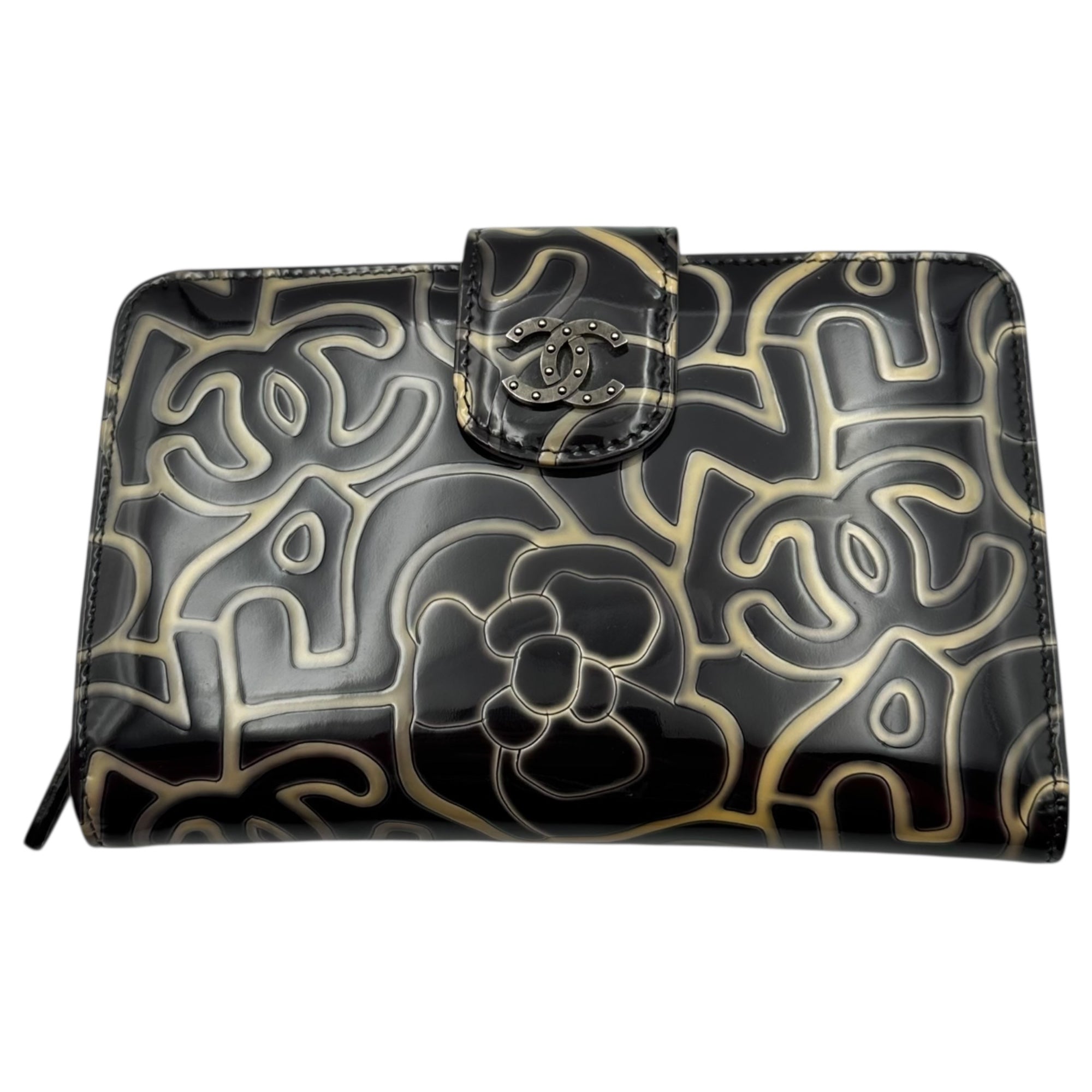 CHANEL(シャネル) Camellia Coco Mark Enamel Leather Bifold Wallet カメリア ココマーク エナメルレザー 2つ折り財布 ブラック×ベージュ