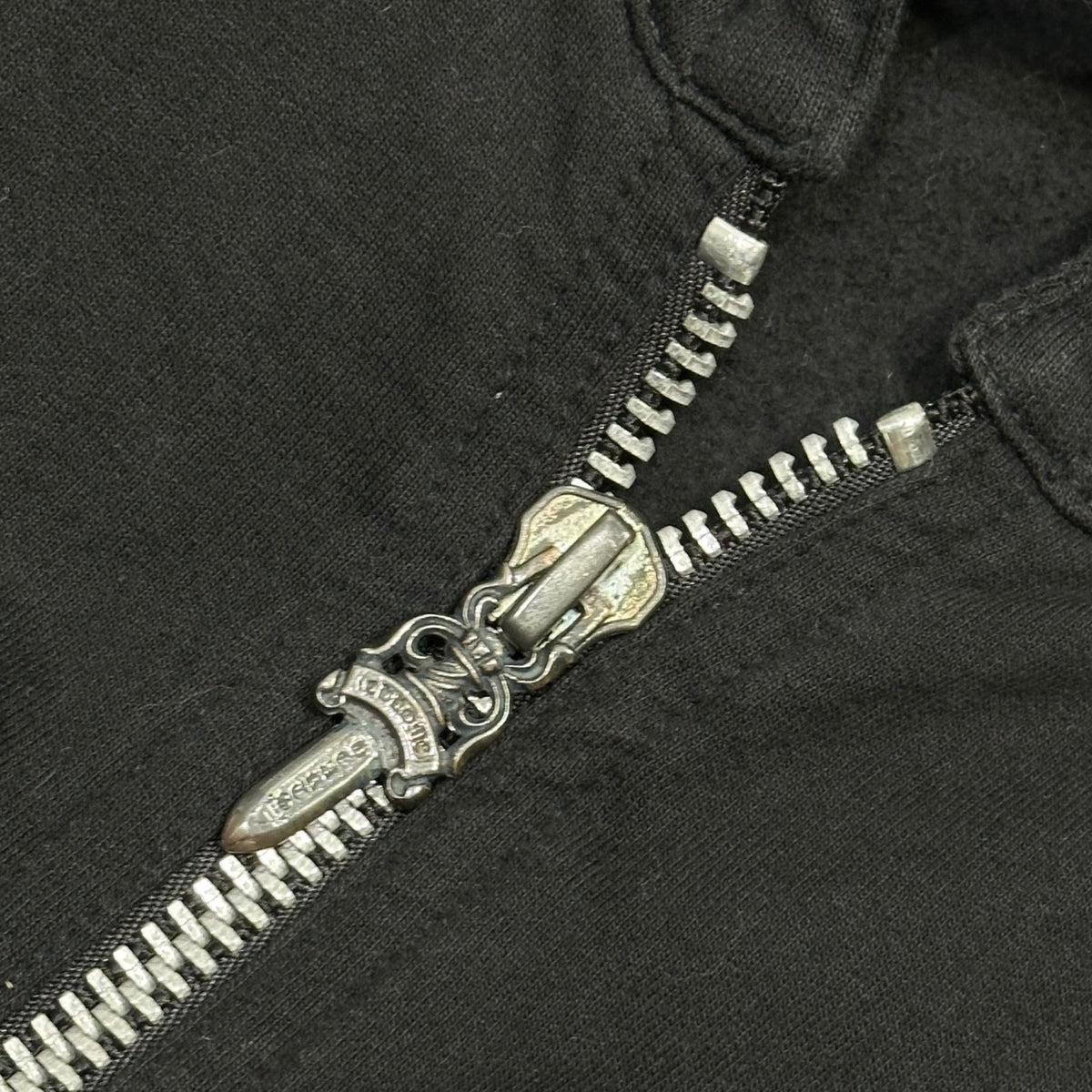 CHROME HEARTS(クロムハーツ) 1990's Dagger-Charm Zip-Front Back-Print Zip Hoodie ダガー チャーム ジップ フロント バック プリント ジップ パーカー XS ブラック×ホワイト 90s アーカイブ 稀少