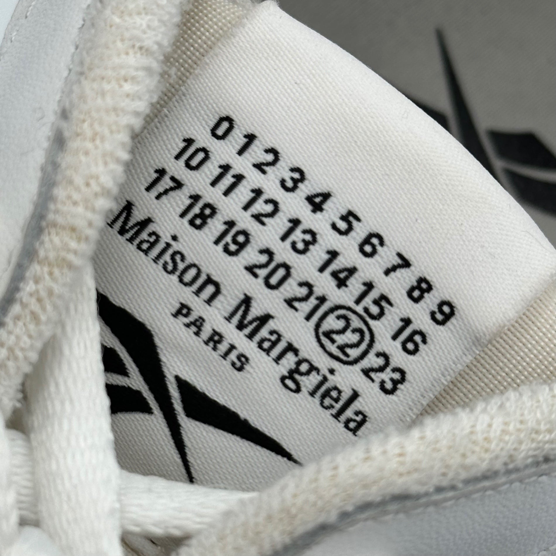 Maison Margiela × Reebok(メゾンマルジェラ × リーボック) Tabi Sneaker 足袋 ローカット スニーカー GX5137 41(26.5cm) ホワイト
