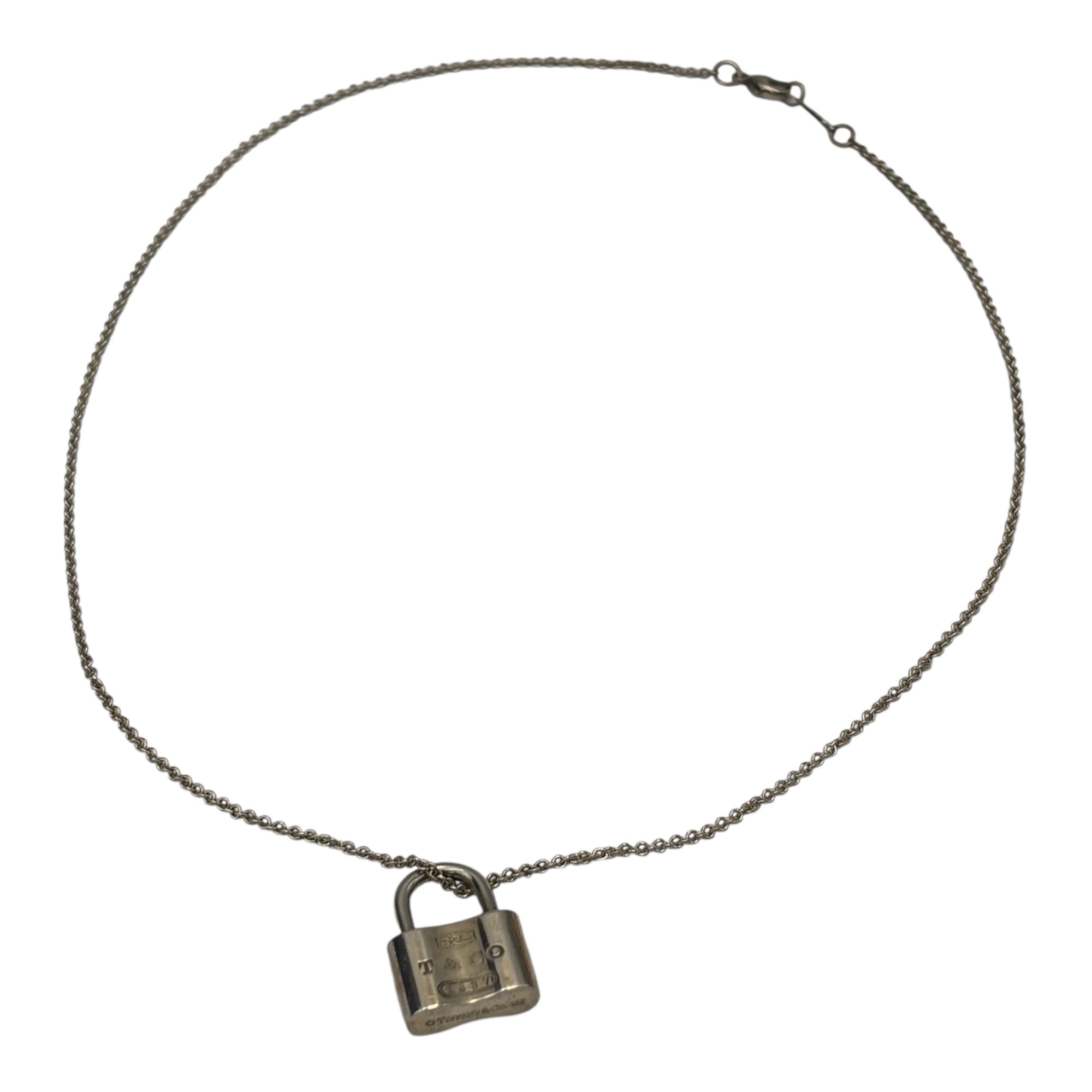 TIFFANY & CO.(ティファニー) Caden Lock Pendant Necklace カデナ ロック ペンダント ネックレス 南京錠 シルバー