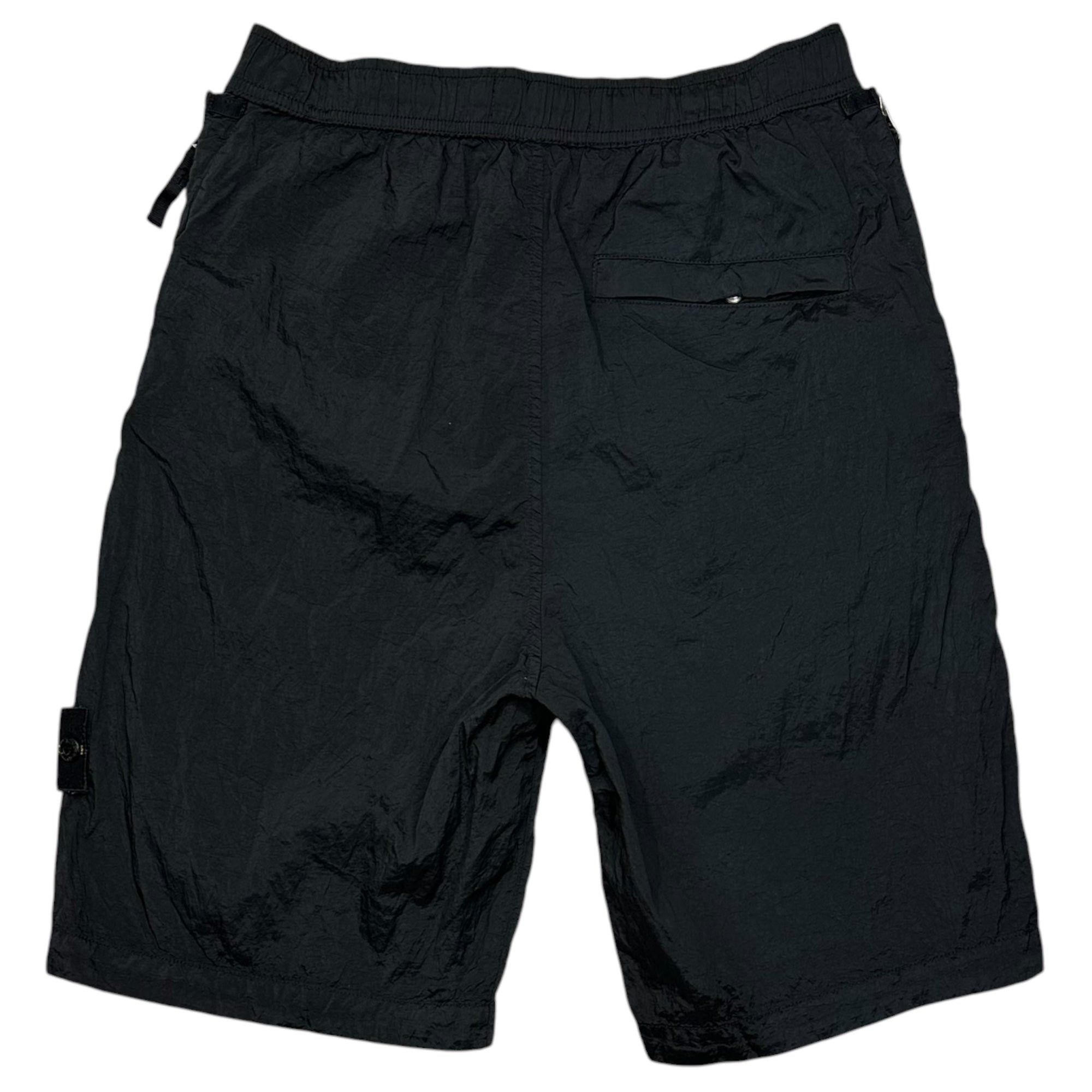 Stone  ナイロンメタル ショートパンツ ブラック STONE ISLAND(ストーンアイランド) 2023SS NYLON METAL BERMUDA SHORTS