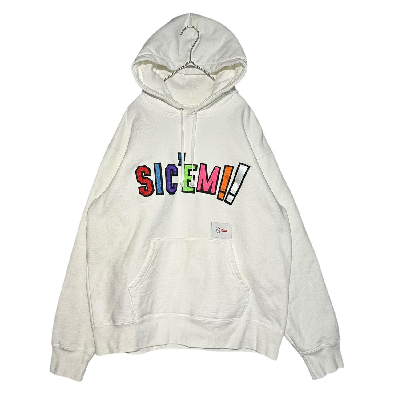 SUPREME×WTAPS(シュプリーム×ダブルタップス) 21AW Sic’em! Hooded Sweatshirt ロゴ プルオーバー フーディ M ホワイト パーカー コラボ