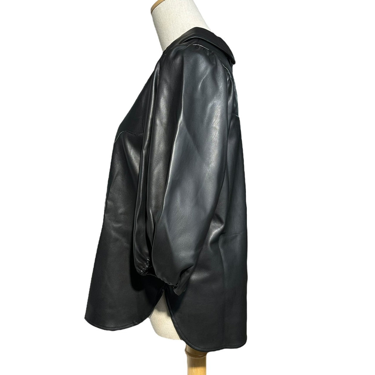 RhodolirioN(ロドリリオン) 22AW Puff Sleeve Shirt - Synthetic Leather パフスリーブ シャツ ブラウス シンセティック レザー LN868 1 ブラック