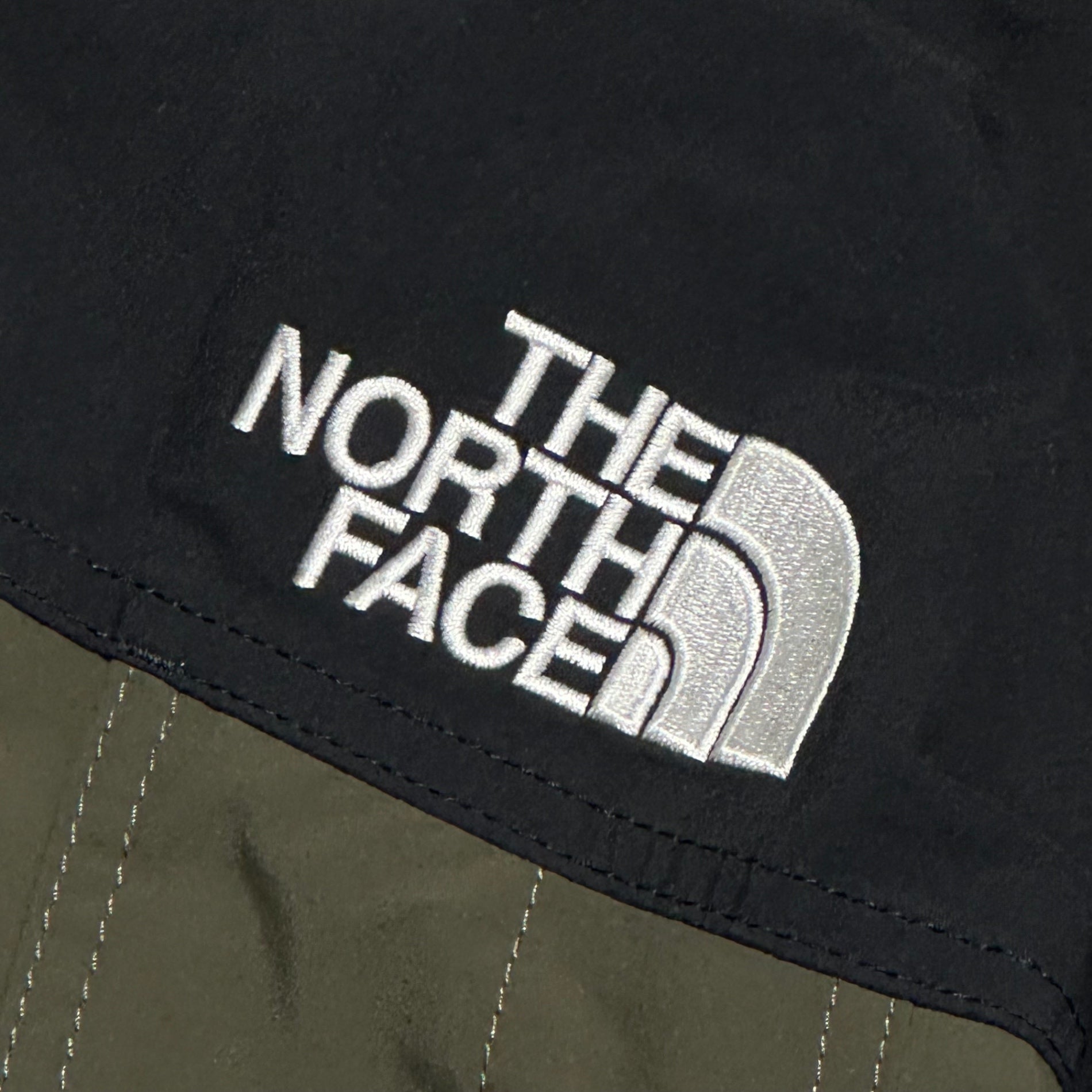 THE NORTH FACE(ノースフェイス) MOUNTAIN LIGHT JACKET マウンテン ライト ジャケット マウンテンパーカー NP62236 L カーキ×ブラック