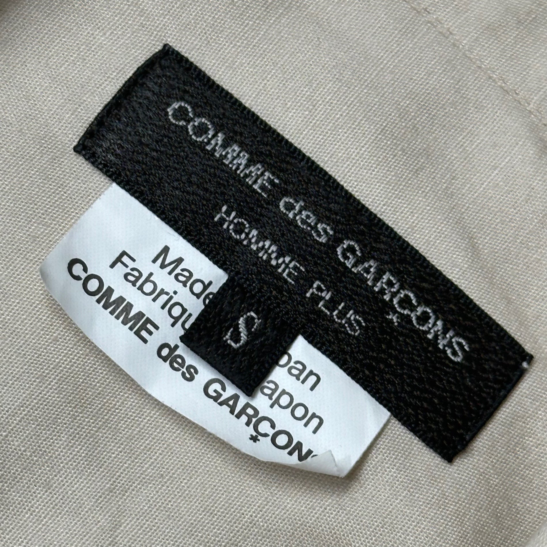 COMME des GARCONS HOMME PLUS(コムデギャルソンオムプリュス) 2023SS ”Another kind of punk” Hem Design Long Shirt アナザーパンク ヘムデザイン ロング シャツ PK-B015 S ベージュ AD2022