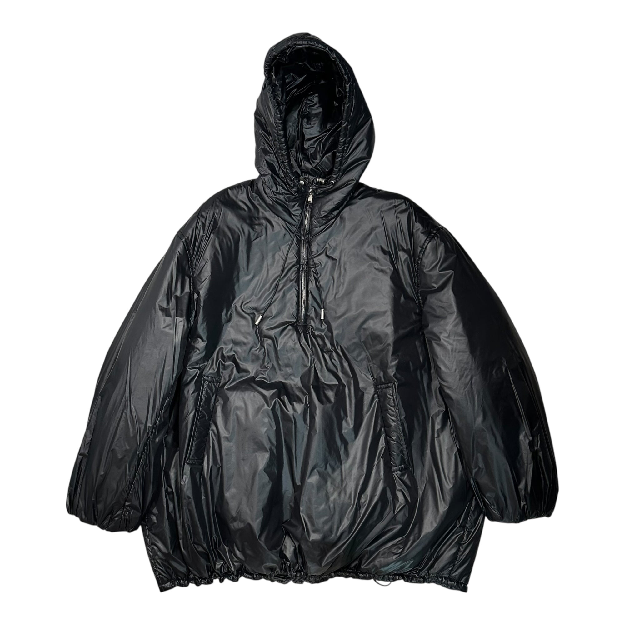 Saint Laurent(サンローラン) 23AW Cassandra Logo Padded Anorak Long Jacket  カサンドラ ロゴ パデッド アノラック ロング ジャケット YP53 2023 00023 50 ブラック M71U 758264 Y5F65 1000 2023FW 中綿