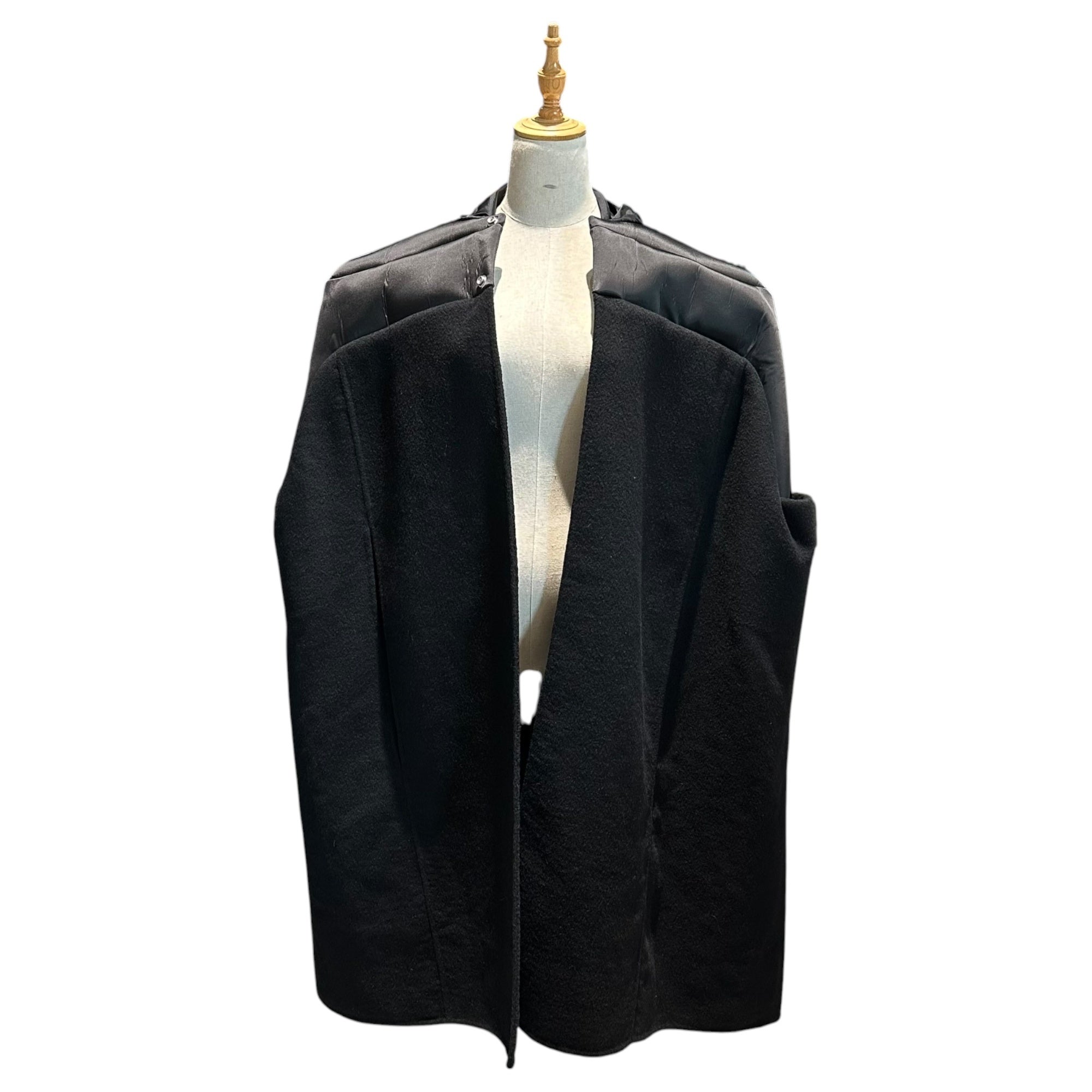 Rick Owens(リックオウエンス) 22SS ”FOGACHINE” GIRDERED CAPE SHORT ガーダード ケープ ショート コート RO02A7964 40 ブラック ポンチョ ジャケット カシミア